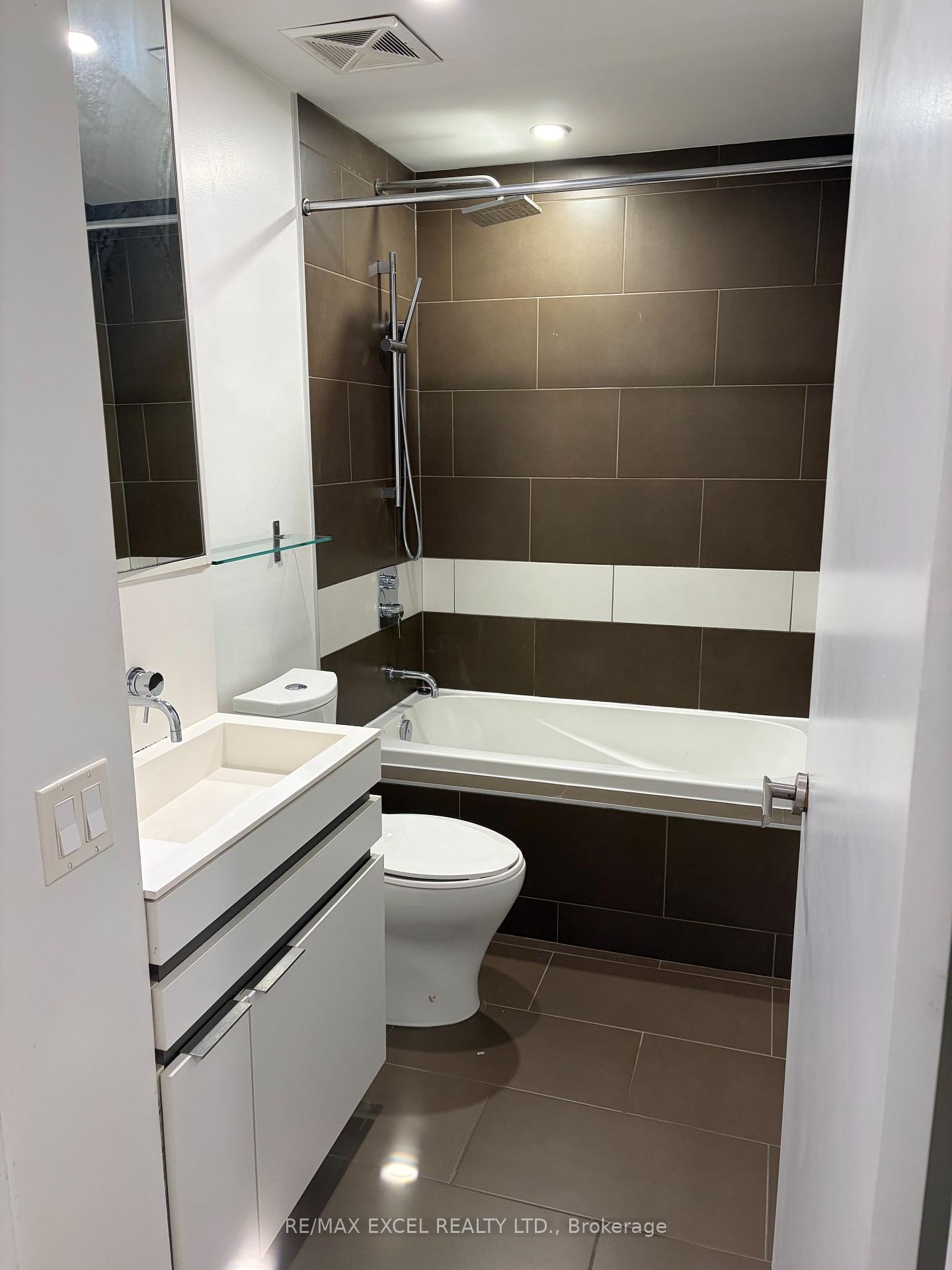 Photo 20 of Unit 2503, 197 Yonge Street, Toronto, Church-Yonge Corridor — HOMEH