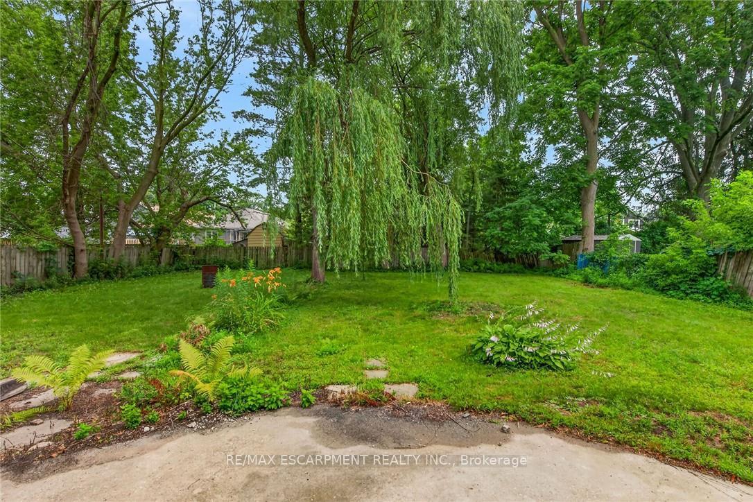 Photo 39 of 233 North Cayuga Street W, Haldimand, Dunnville — HOMEH