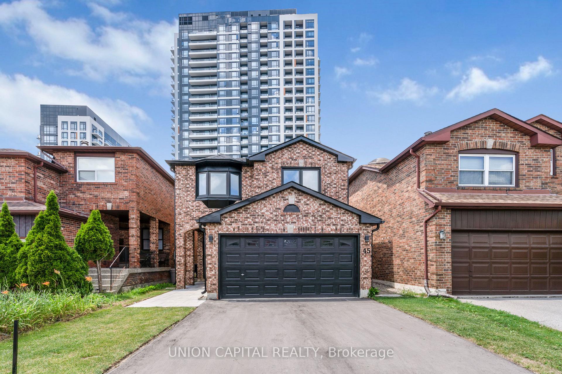 Photo 2 of 45 Chilmar Crescent, Vaughan, Uplands — HOMEH