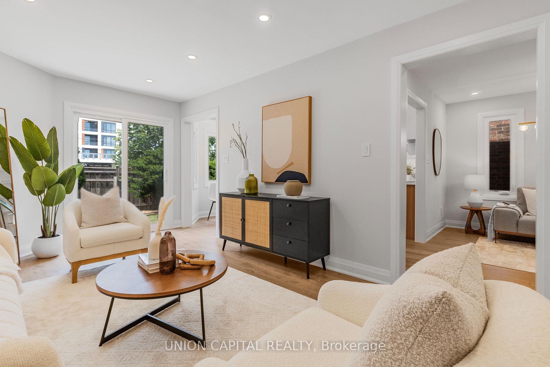 Photo 9 of 45 Chilmar Crescent, Vaughan, Uplands — HOMEH