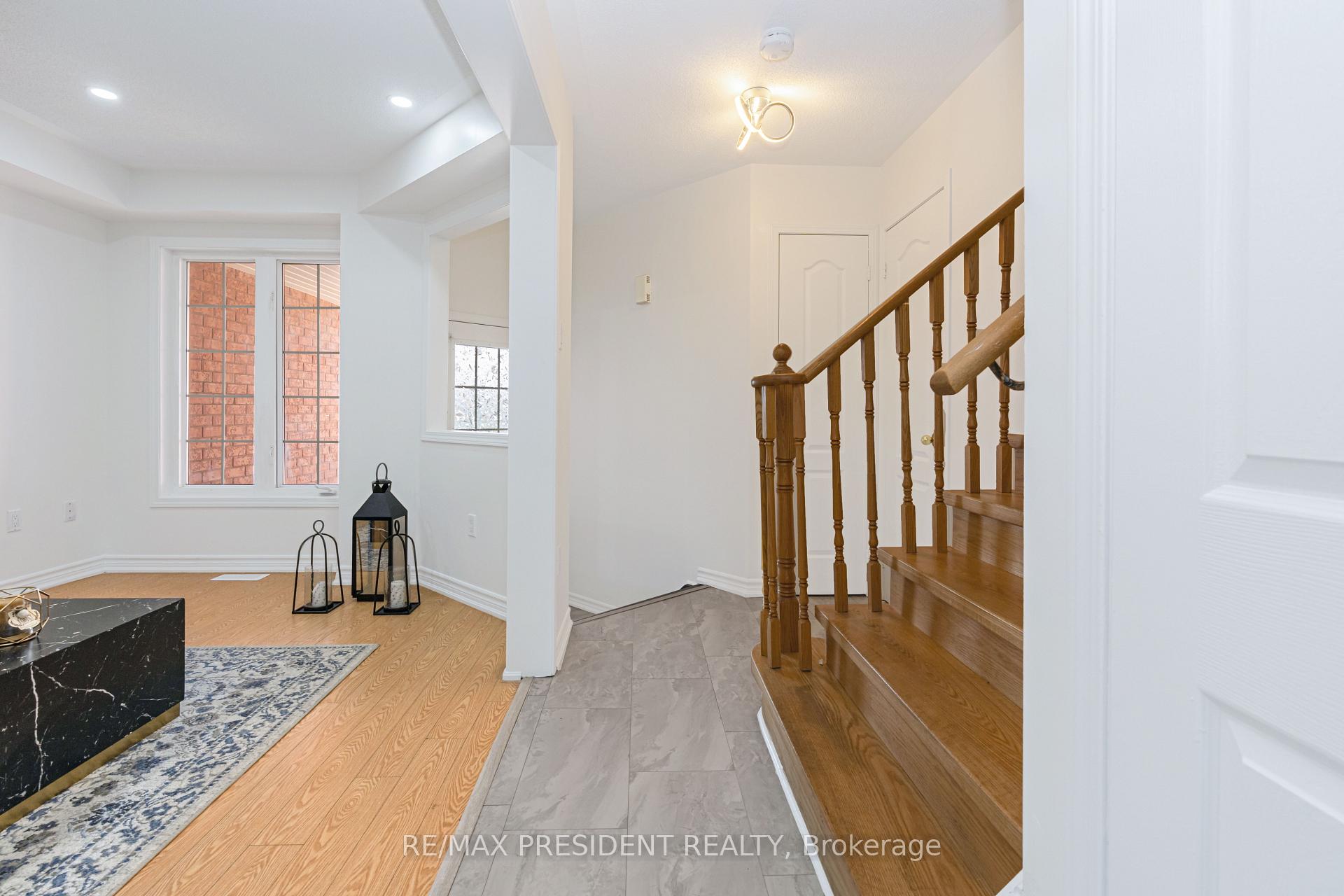 Photo 7 of 162 Albright Road, Brampton, Fletcher's Creek Village — HOMEH