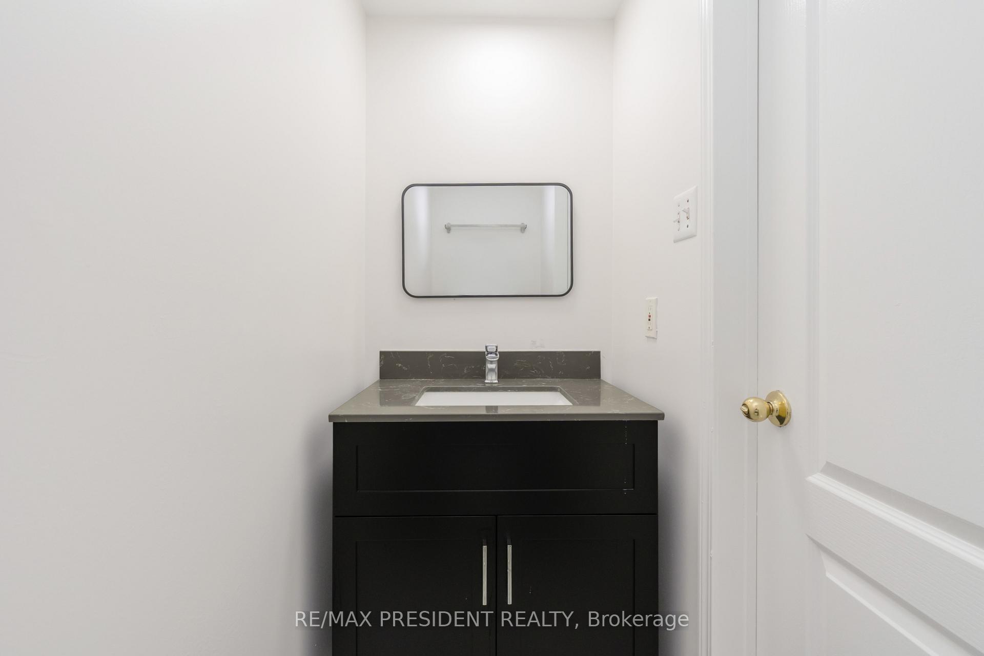 Photo 12 of 162 Albright Road, Brampton, Fletcher's Creek Village — HOMEH