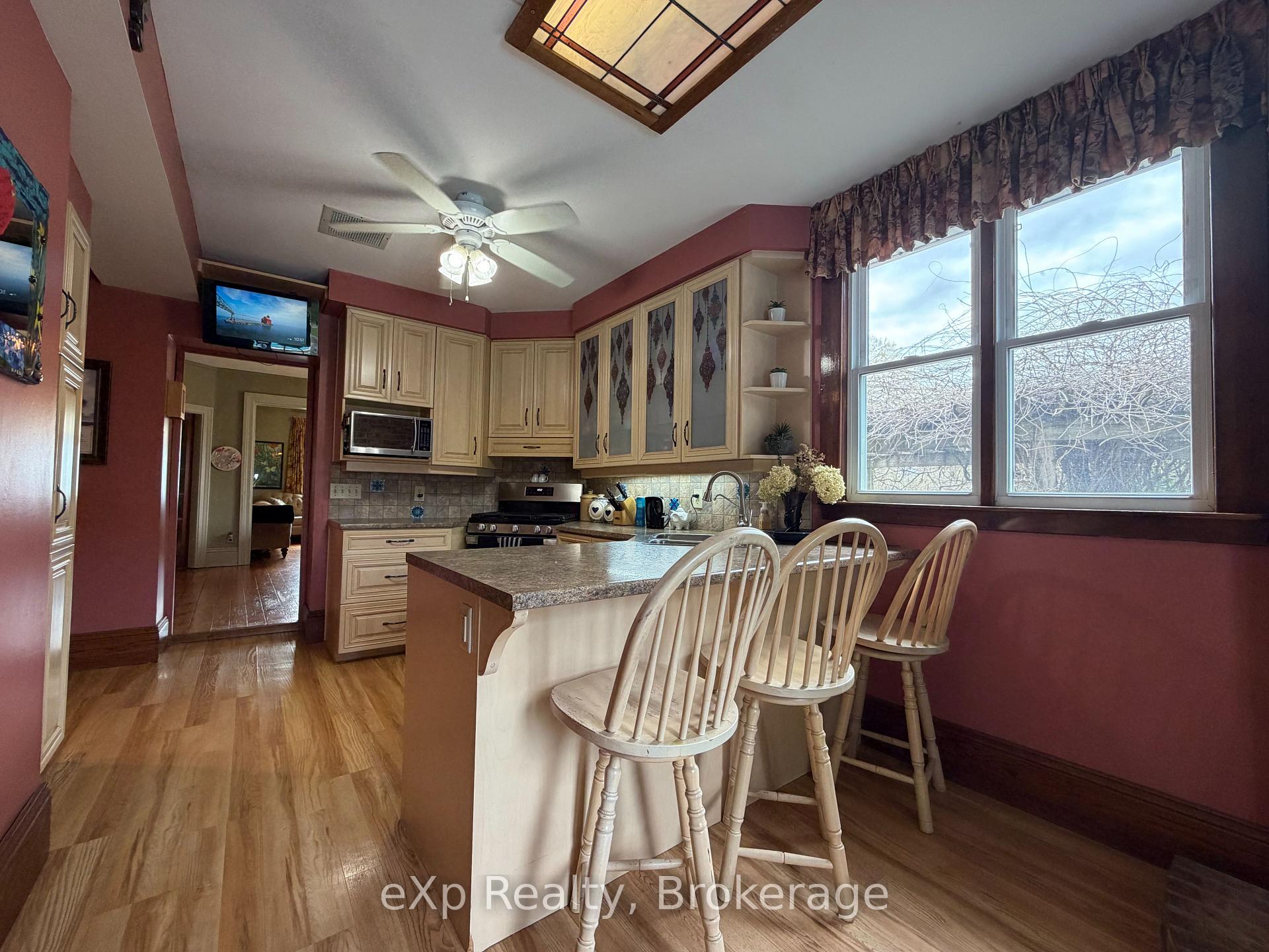 Photo 10 of 192 3 Avenue S, Arran-Elderslie — HOMEH