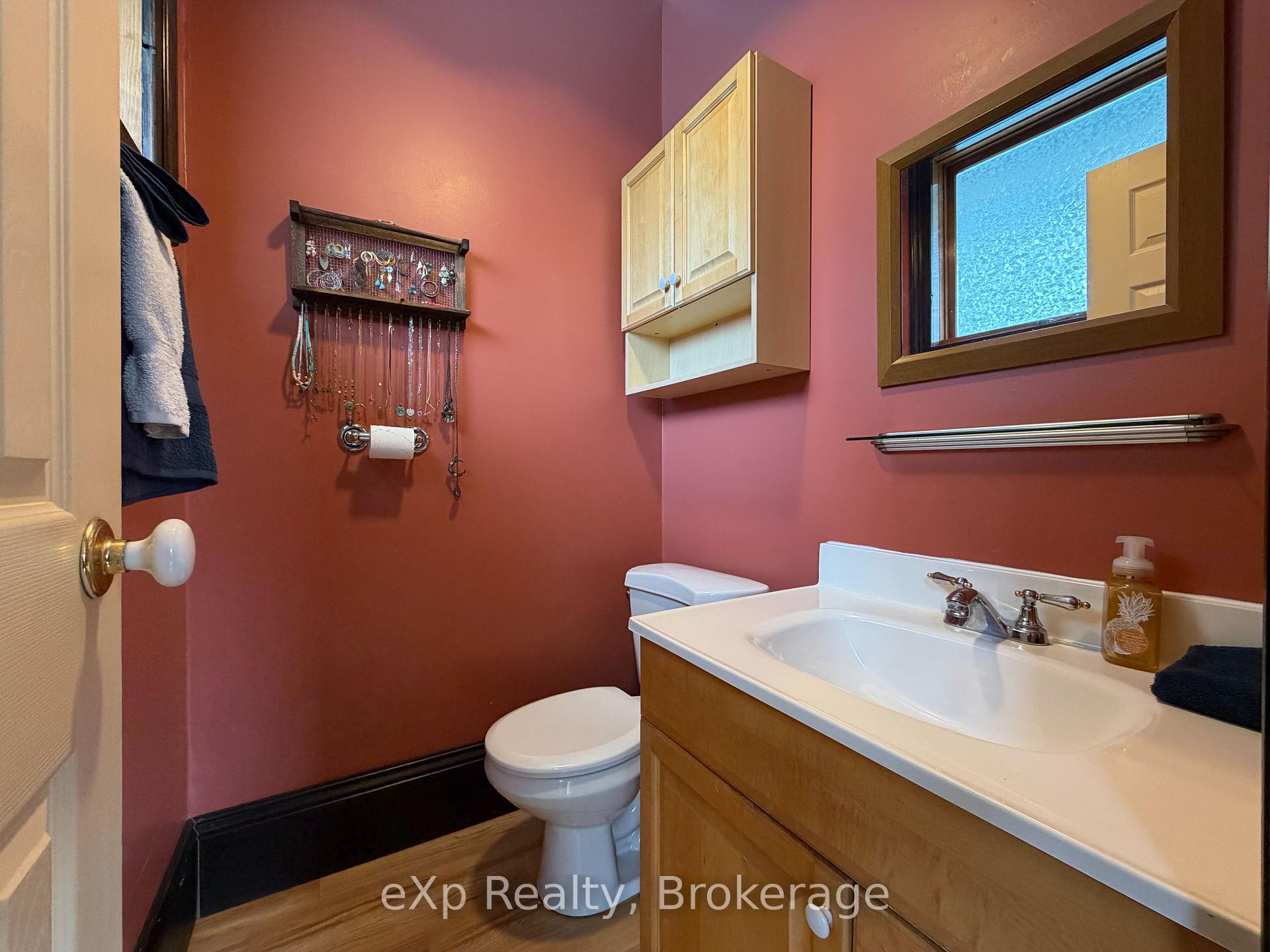 Photo 11 of 192 3 Avenue S, Arran-Elderslie — HOMEH