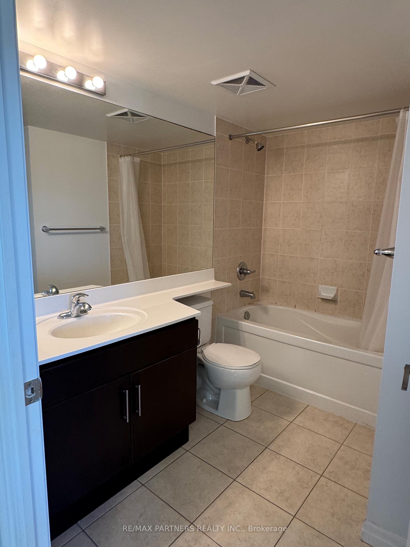 Photo 9 of Unit 804, 30 Herons Hill Way, North York, Henry Farm — HOMEH