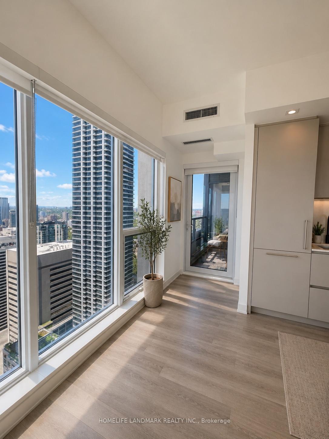 Photo 8 of Unit 3802, 609 Sherbourne Street, Toronto, North St. James Town — HOMEH