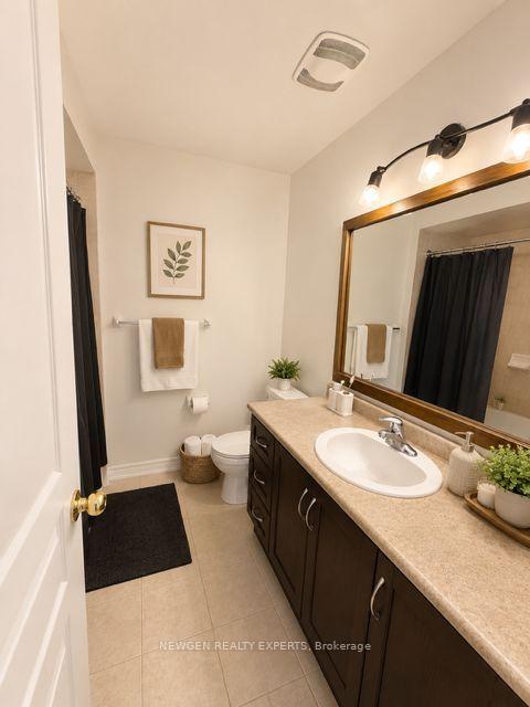 Photo 11 of 5 Franktown Drive, Brampton, Bram East — HOMEH