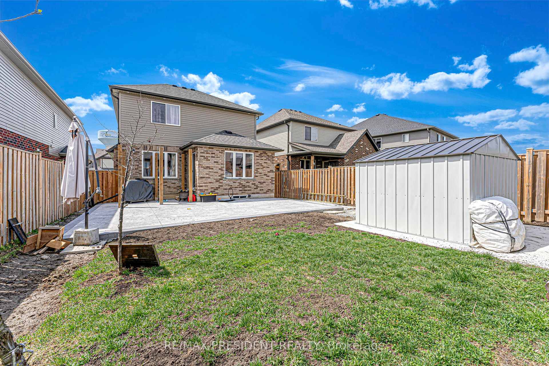 Photo 22 of 573 Forman Avenue, Stratford — HOMEH