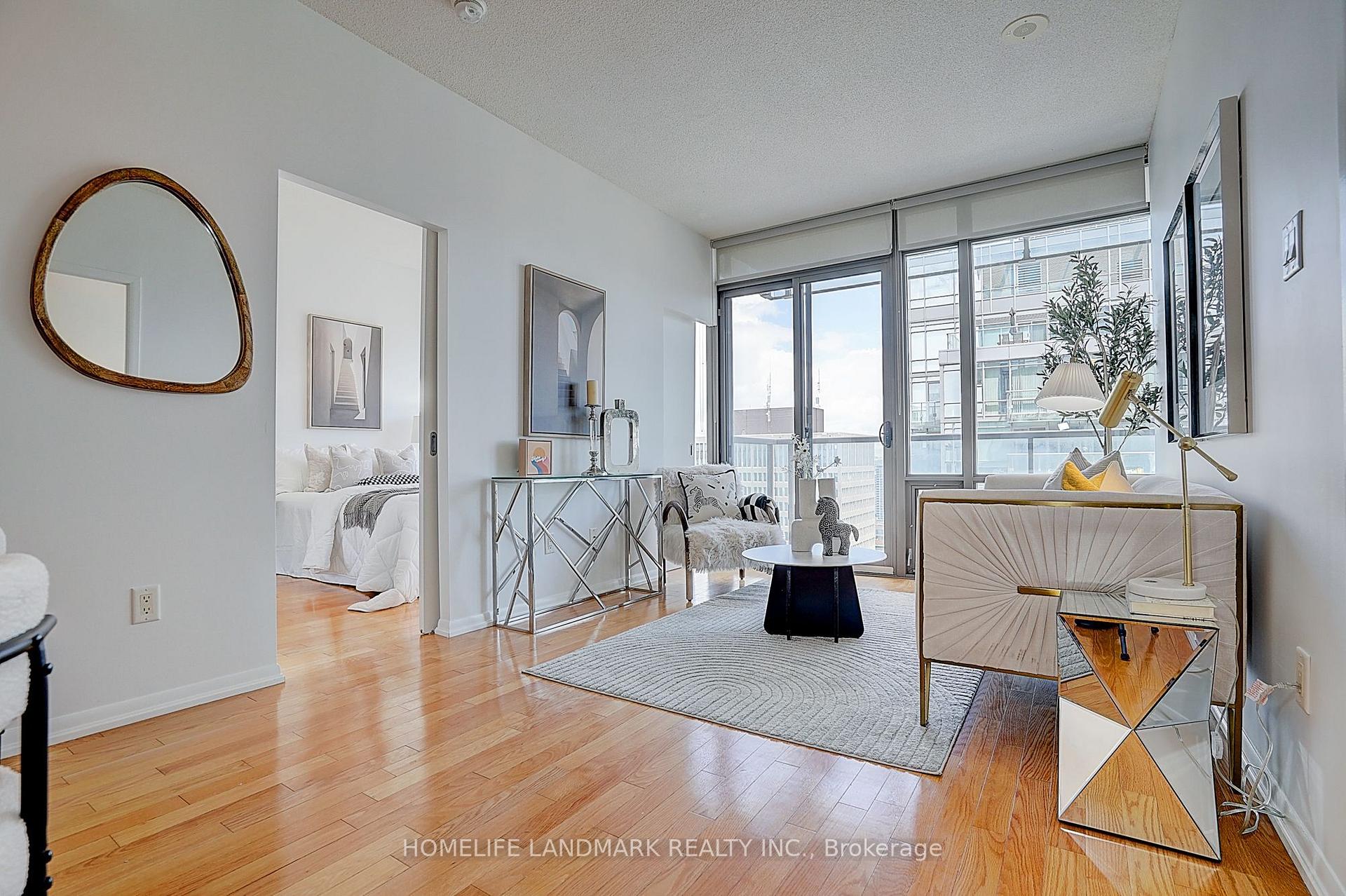 Photo 11 of Unit 3301, 38 Grenville Street, Toronto, Bay Street Corridor — HOMEH