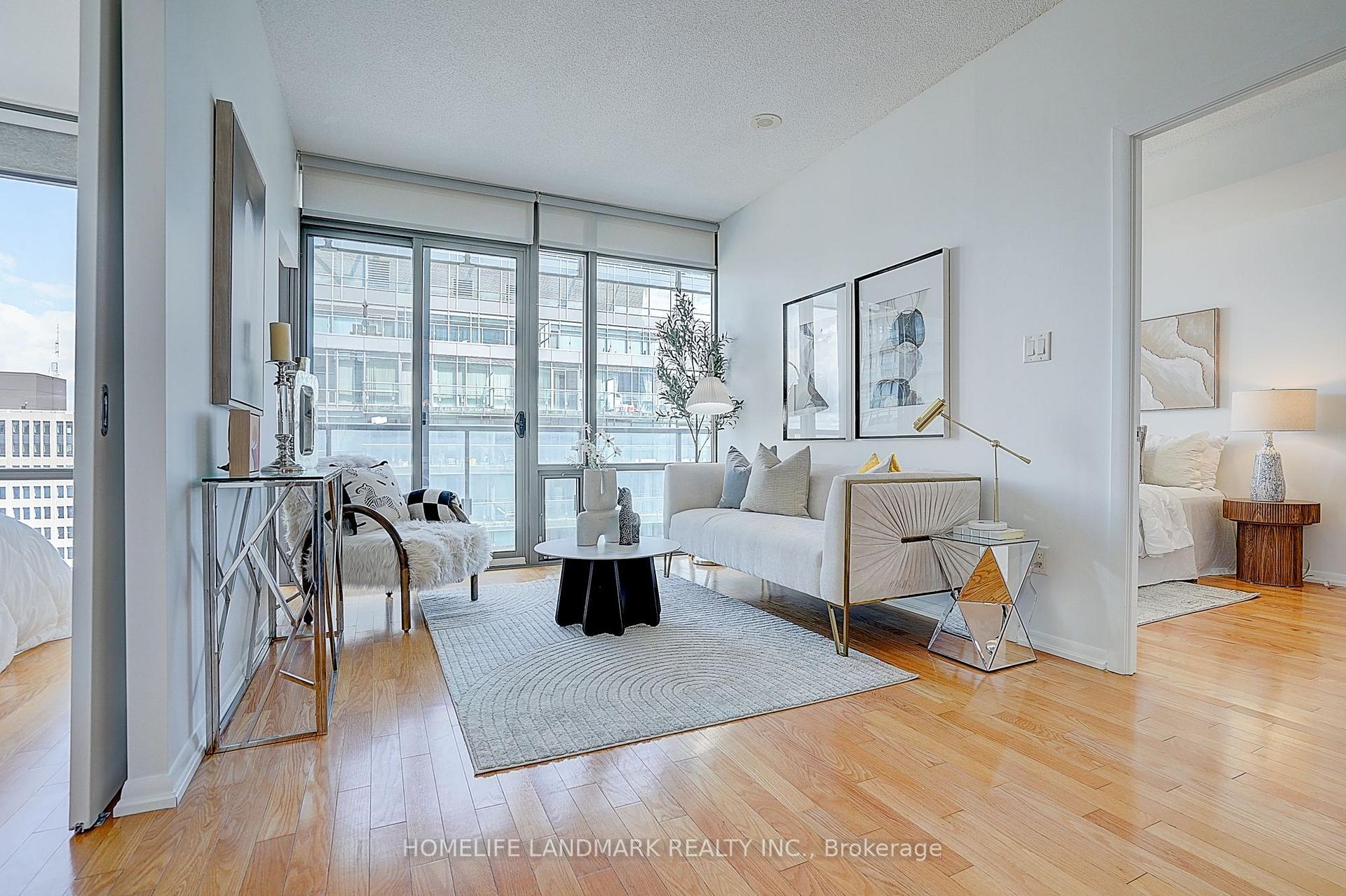 Photo 12 of Unit 3301, 38 Grenville Street, Toronto, Bay Street Corridor — HOMEH