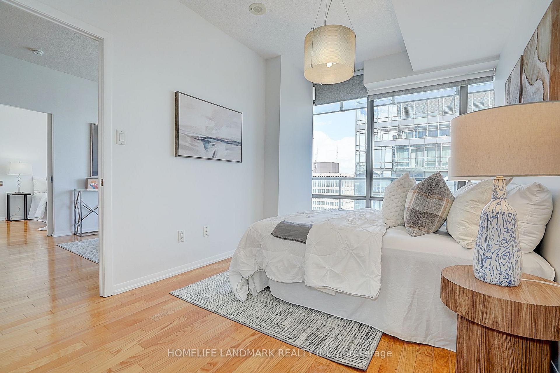 Photo 17 of Unit 3301, 38 Grenville Street, Toronto, Bay Street Corridor — HOMEH