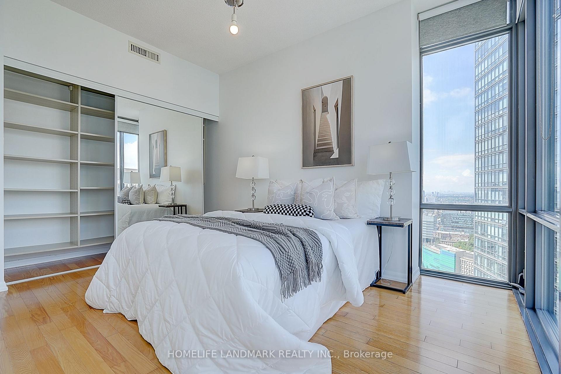 Photo 24 of Unit 3301, 38 Grenville Street, Toronto, Bay Street Corridor — HOMEH