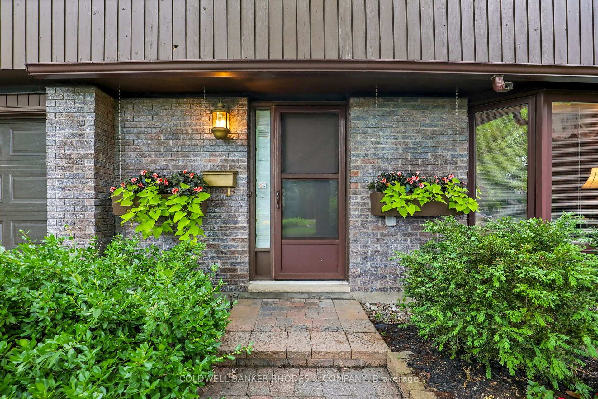 Photo 3 of 37 Sample Road, Ottawa, Hunt Club — HOMEH