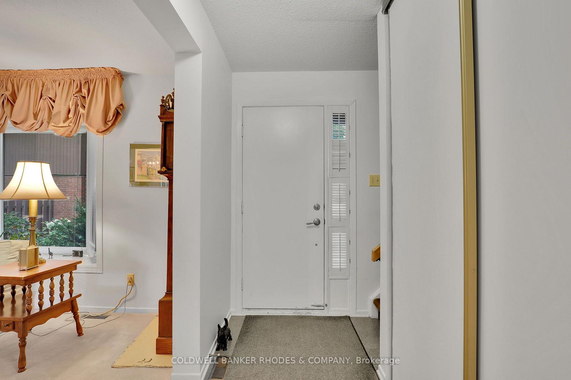 Photo 5 of 37 Sample Road, Ottawa, Hunt Club — HOMEH