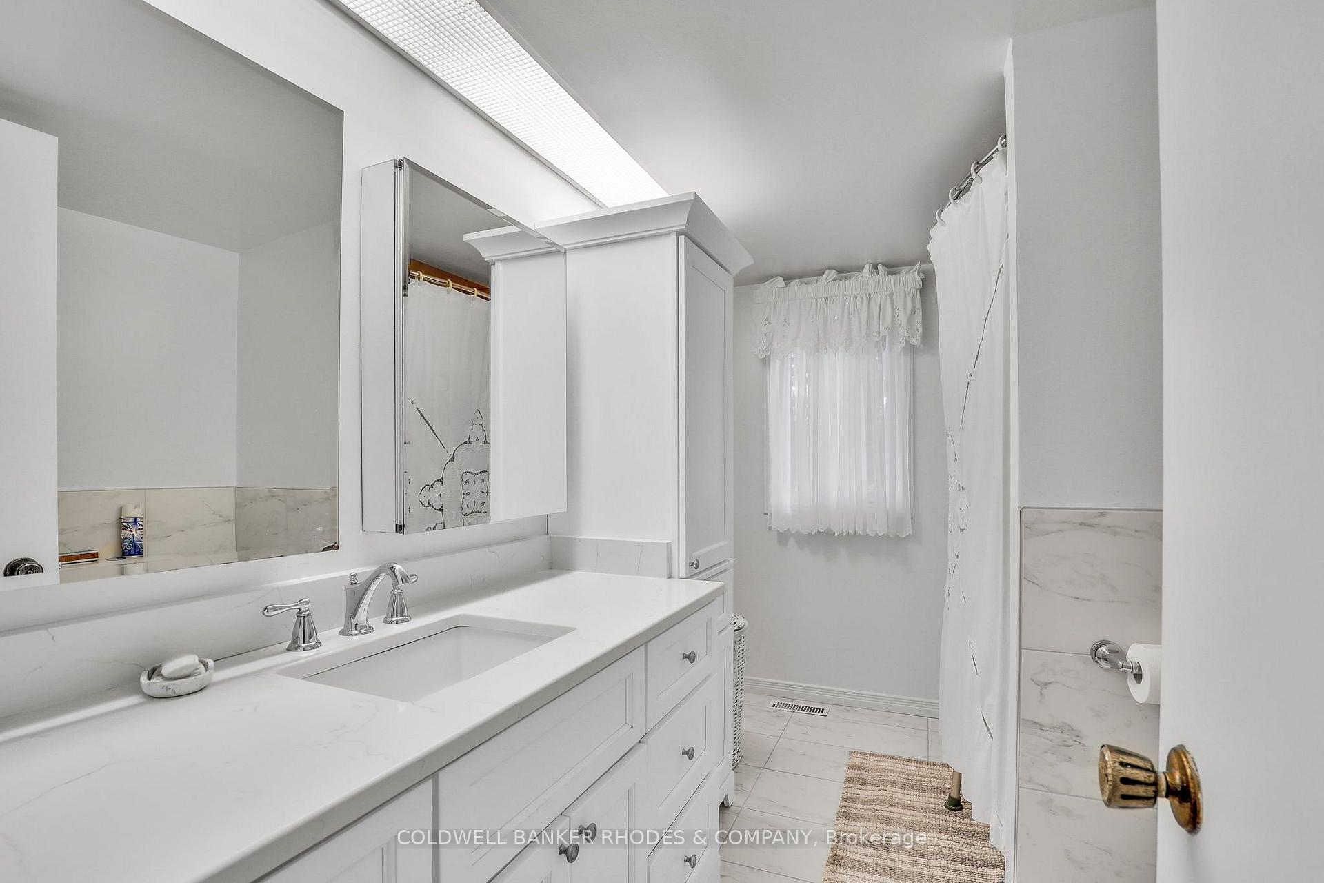 Photo 16 of 37 Sample Road, Ottawa, Hunt Club — HOMEH