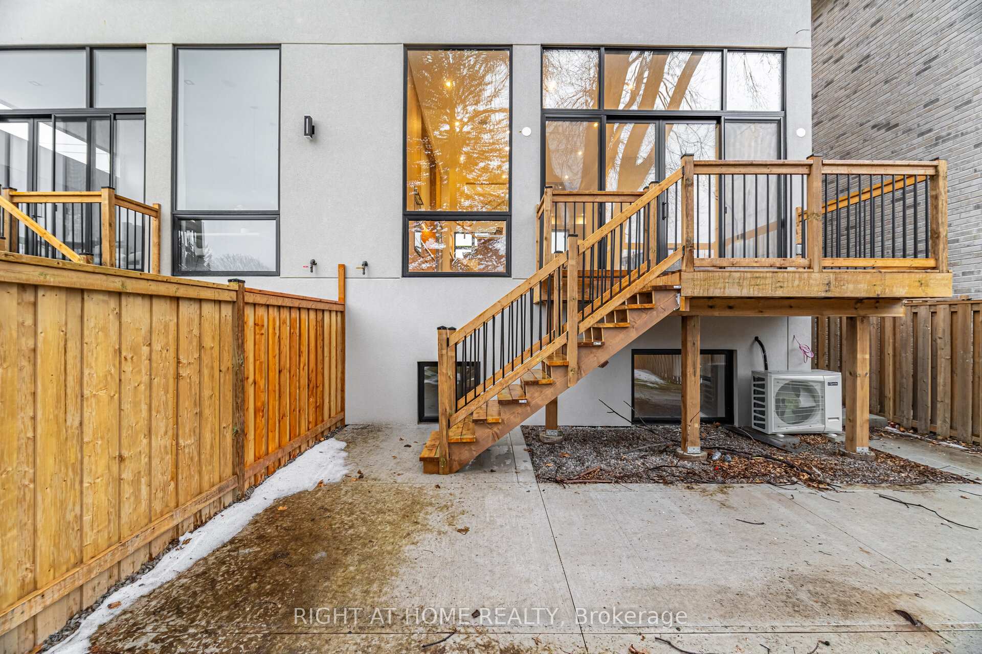 Photo 38 of 287 Valermo Drive, Etobicoke, Alderwood — HOMEH