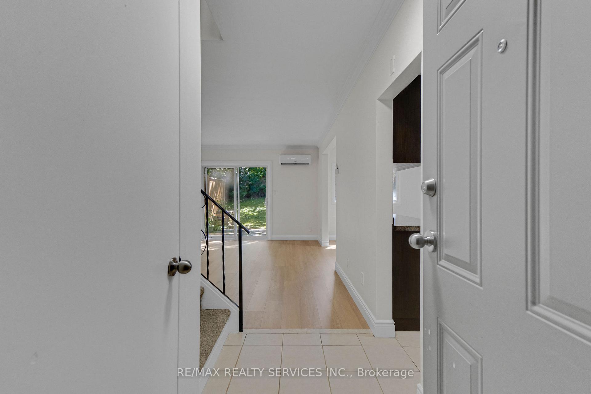 Photo 42 of Unit 8, 1140 Tavistock Drive, Burlington, Mountainside — HOMEH