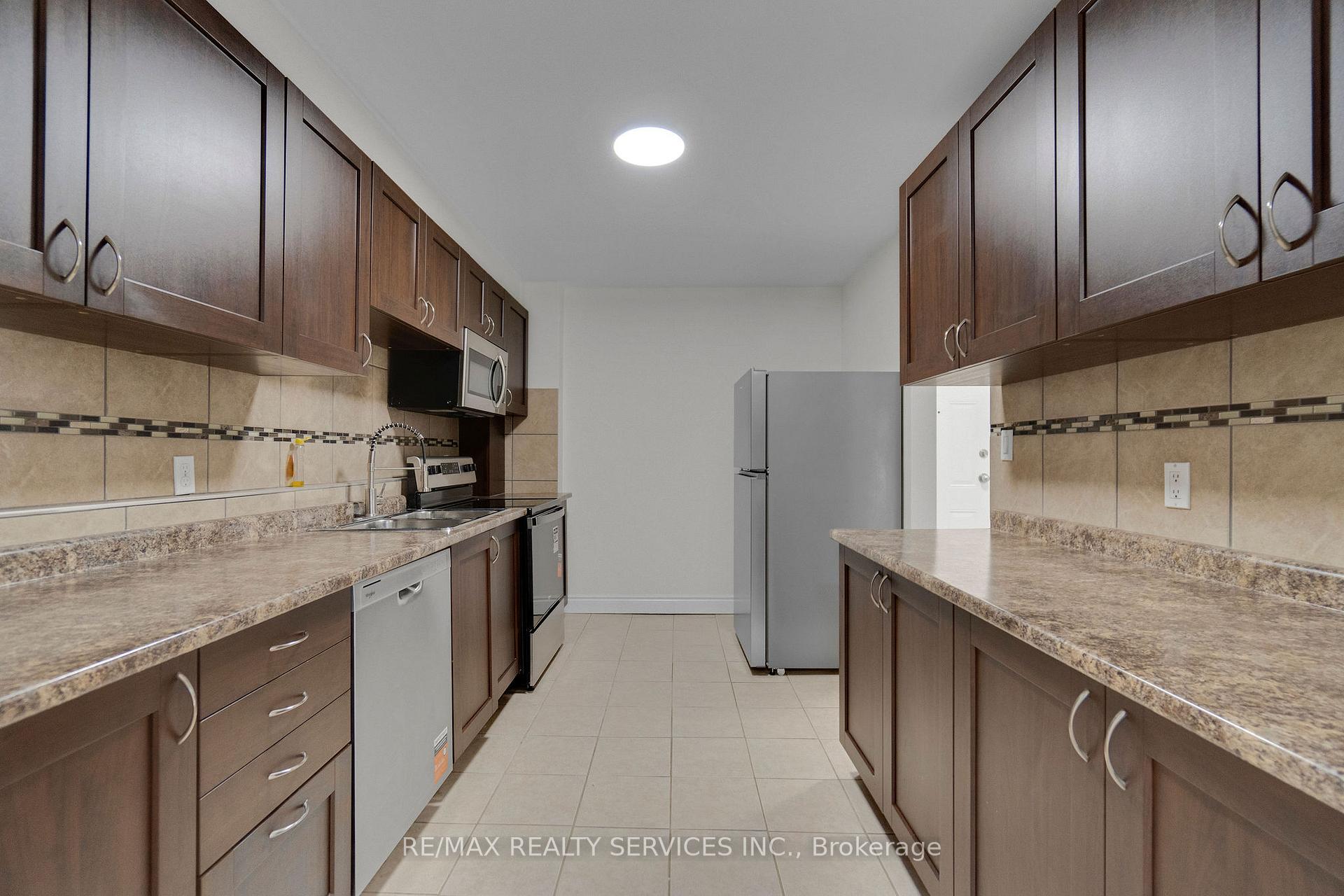 Photo 45 of Unit 8, 1140 Tavistock Drive, Burlington, Mountainside — HOMEH