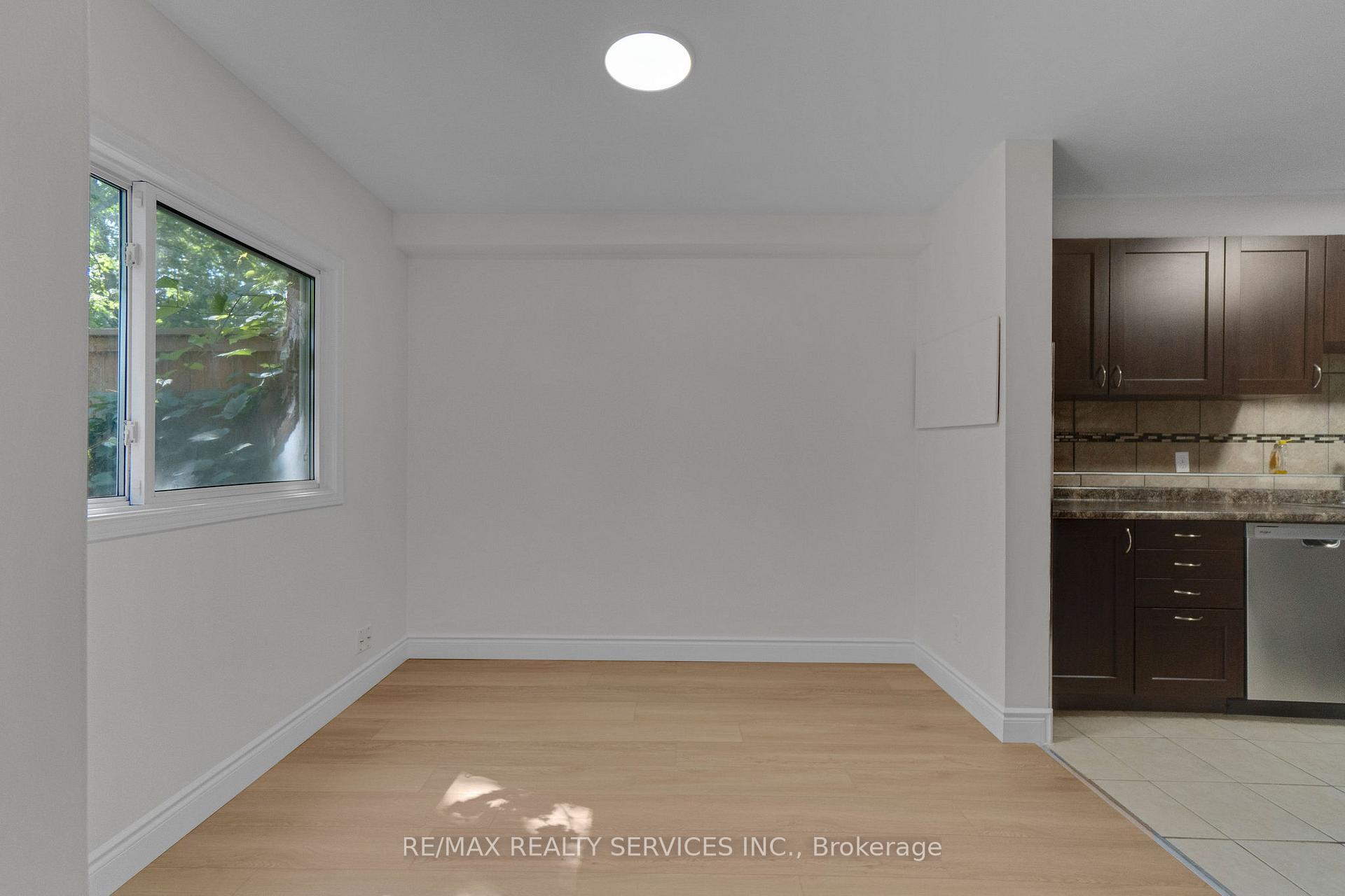 Photo 48 of Unit 8, 1140 Tavistock Drive, Burlington, Mountainside — HOMEH