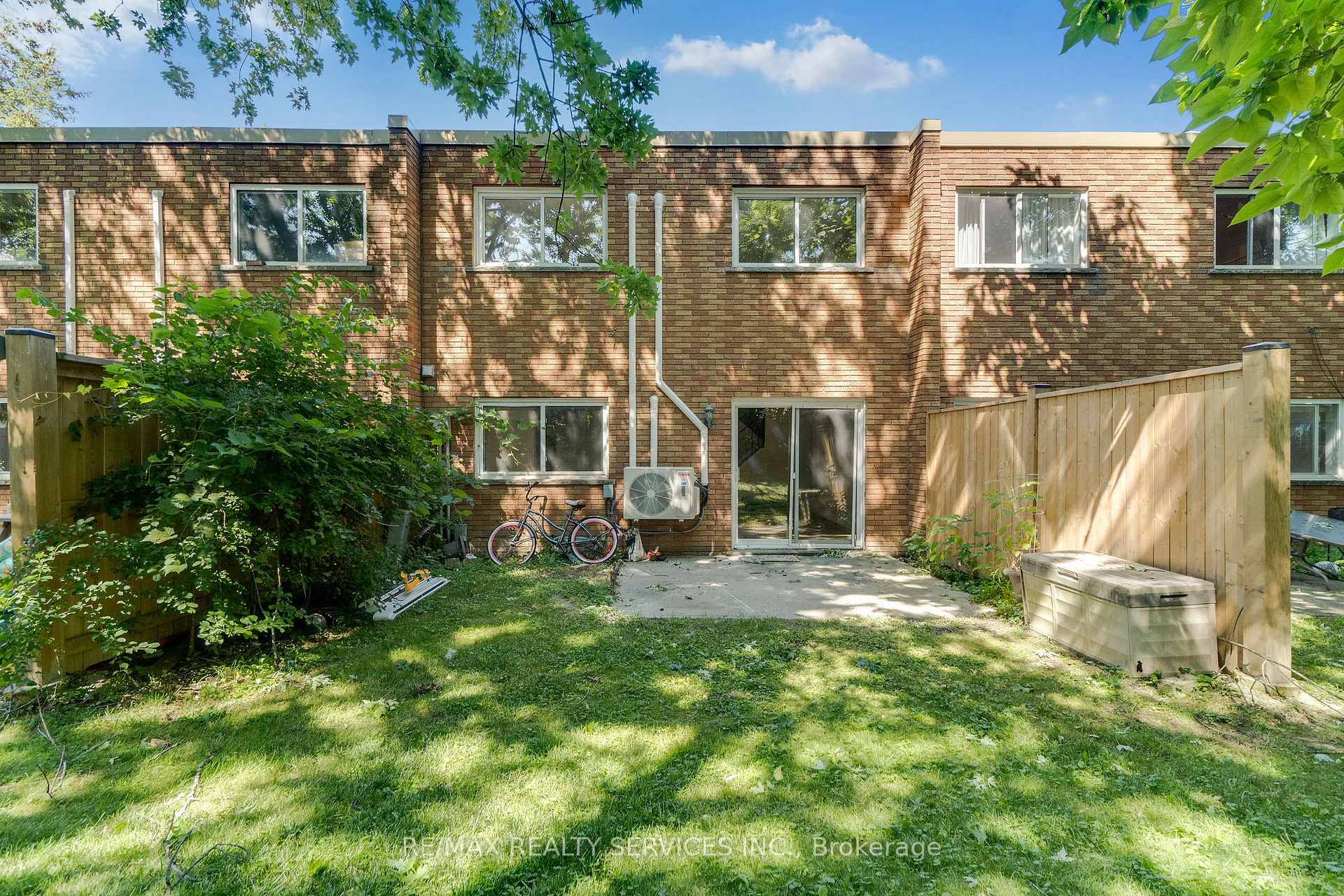 Photo 57 of Unit 8, 1140 Tavistock Drive, Burlington, Mountainside — HOMEH