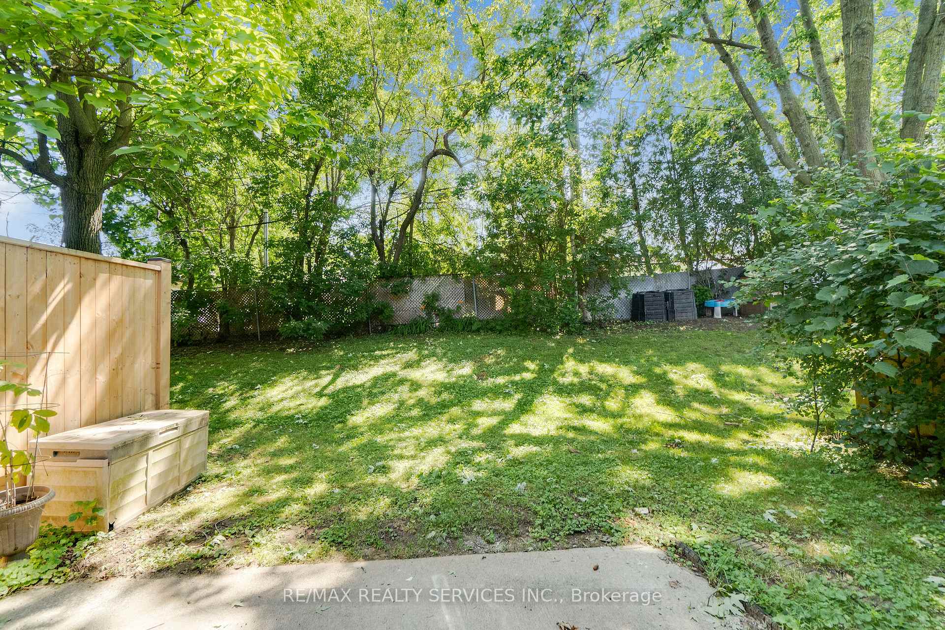 Photo 59 of Unit 8, 1140 Tavistock Drive, Burlington, Mountainside — HOMEH