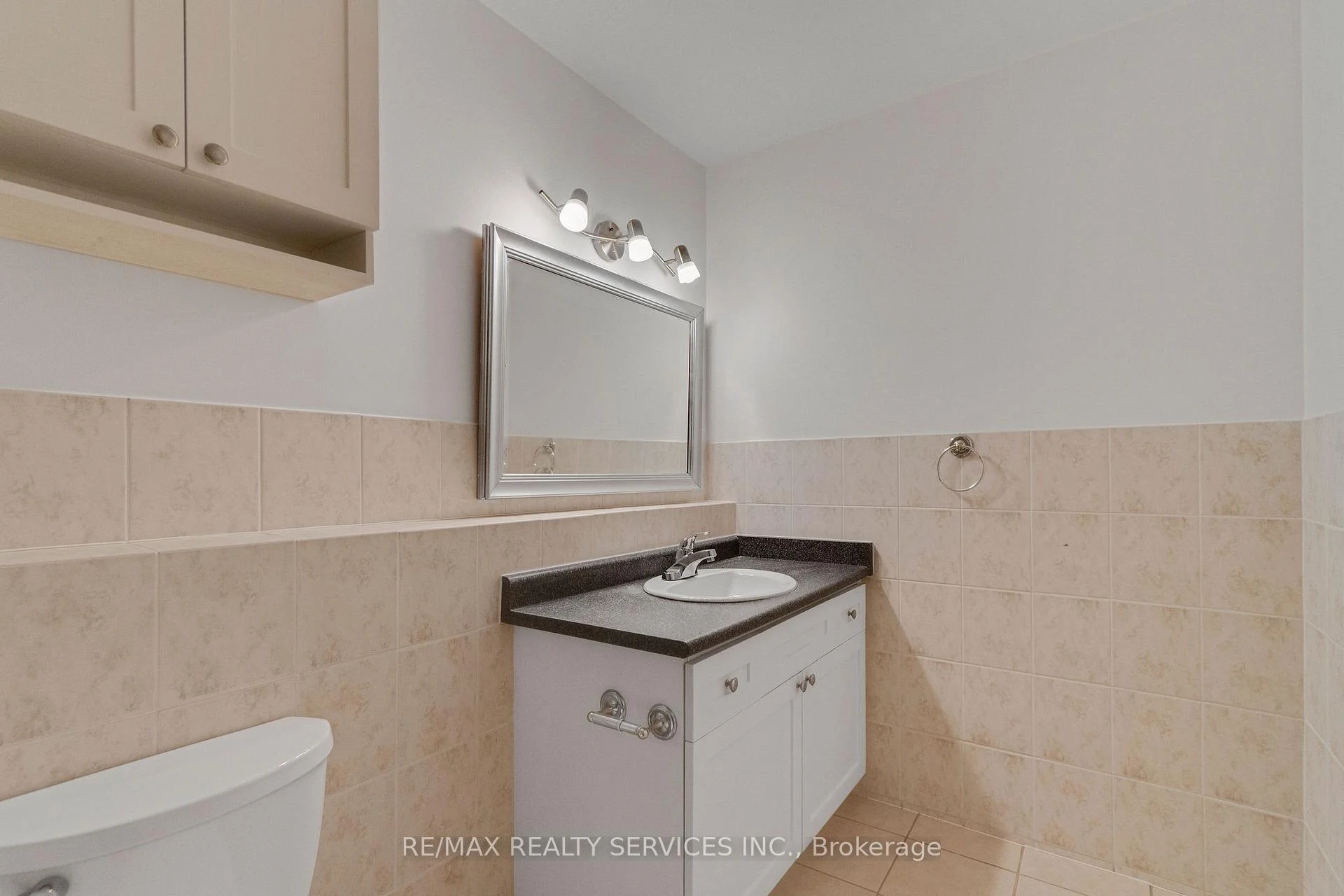 Photo 8 of Unit 8, 1140 Tavistock Drive, Burlington, Mountainside — HOMEH