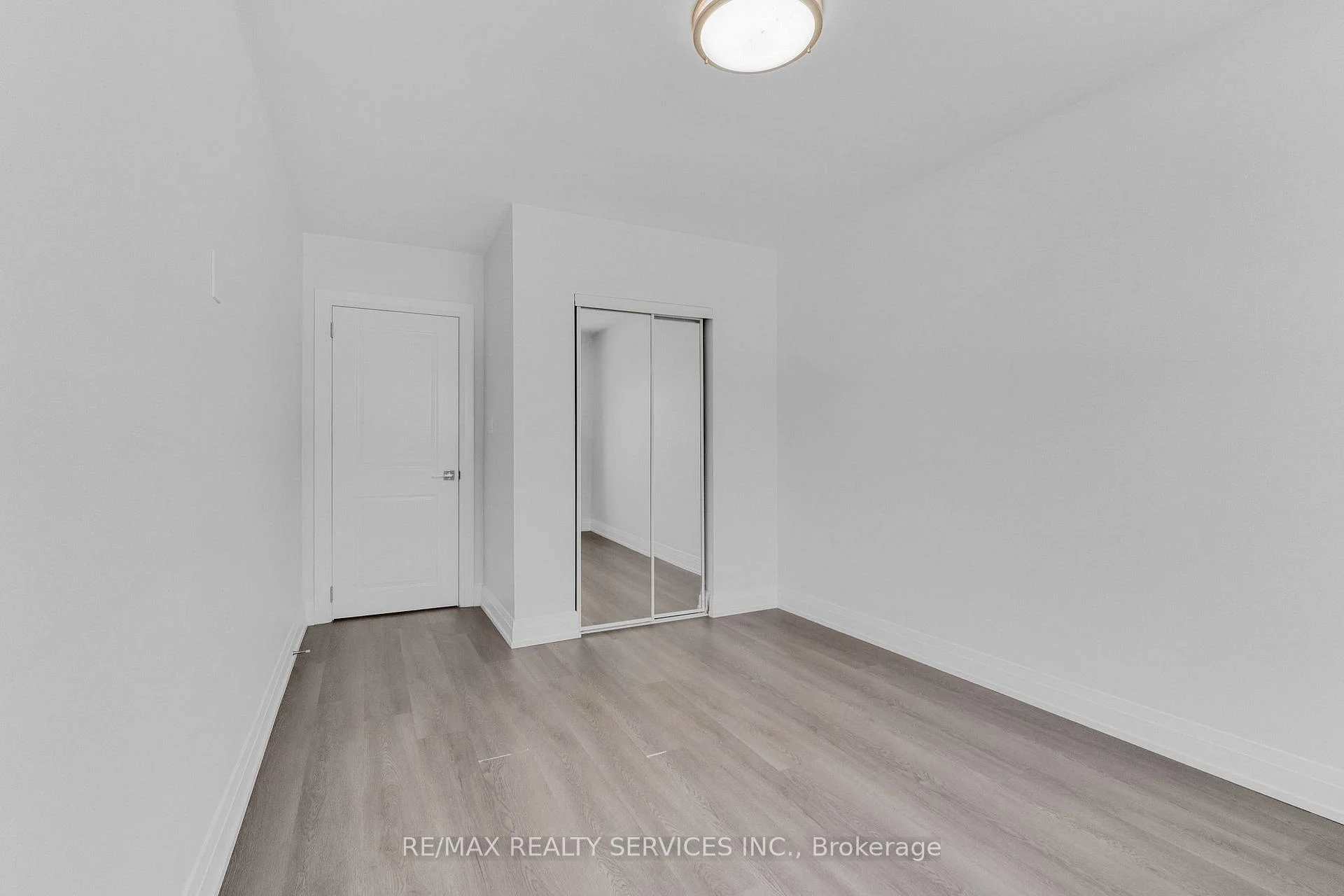 Photo 27 of Unit 8, 1140 Tavistock Drive, Burlington, Mountainside — HOMEH