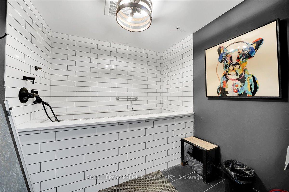 Photo 25 of Unit 611, 63 Arthur Street S, Guelph, St. Patrick's Ward — HOMEH