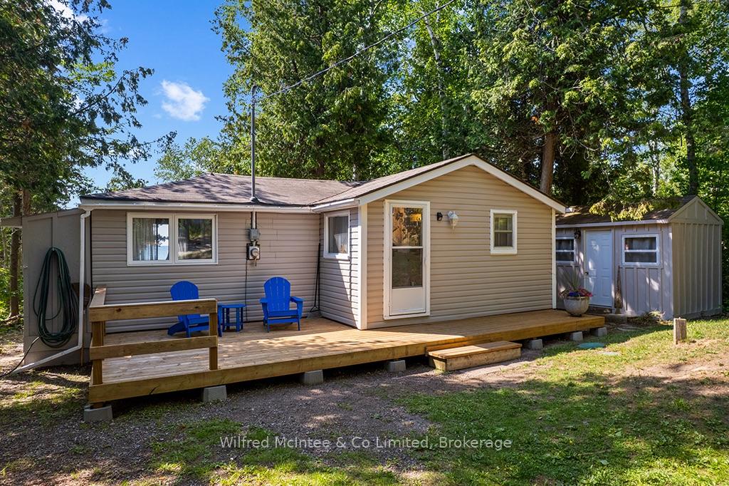 Photo of 725 Bruce Road 13
