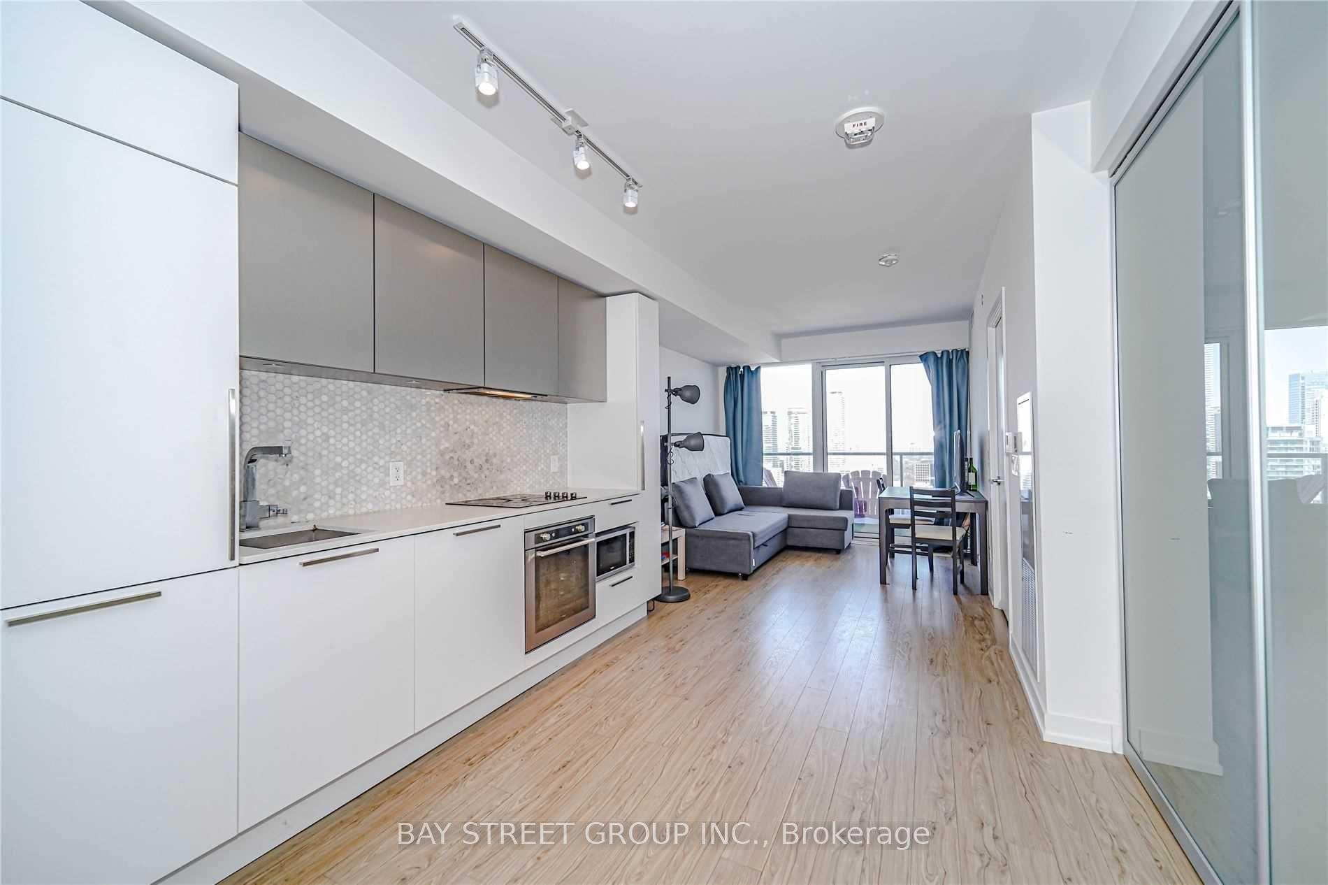 Photo 12 of Unit Ph07, 85 Wood Street, Toronto, Church-Yonge Corridor — HOMEH