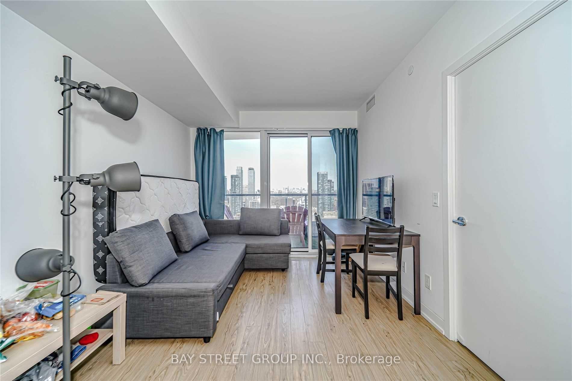 Photo 15 of Unit Ph07, 85 Wood Street, Toronto, Church-Yonge Corridor — HOMEH
