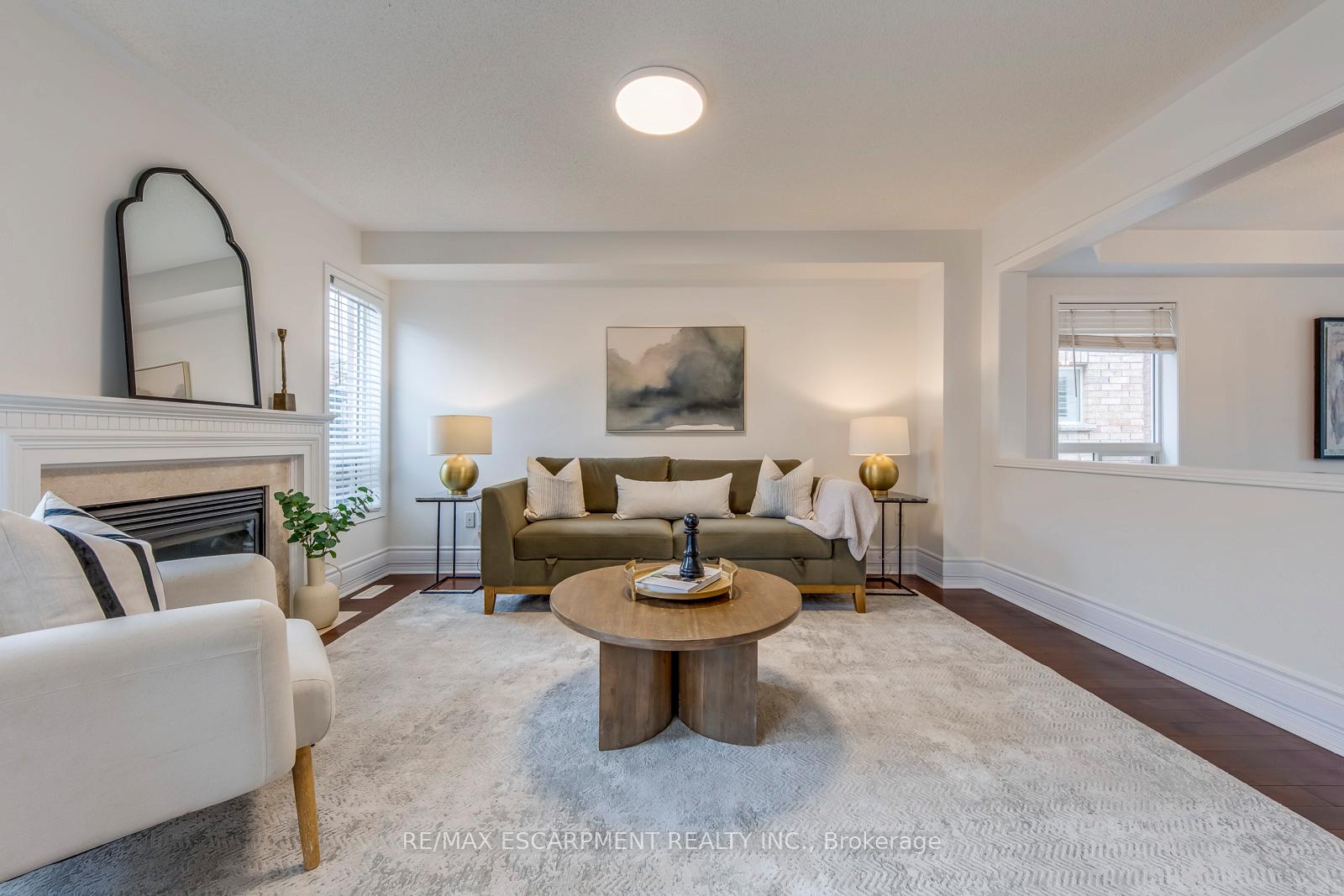 Photo 15 of 5811 Page Crescent, Burlington, Orchard — HOMEH