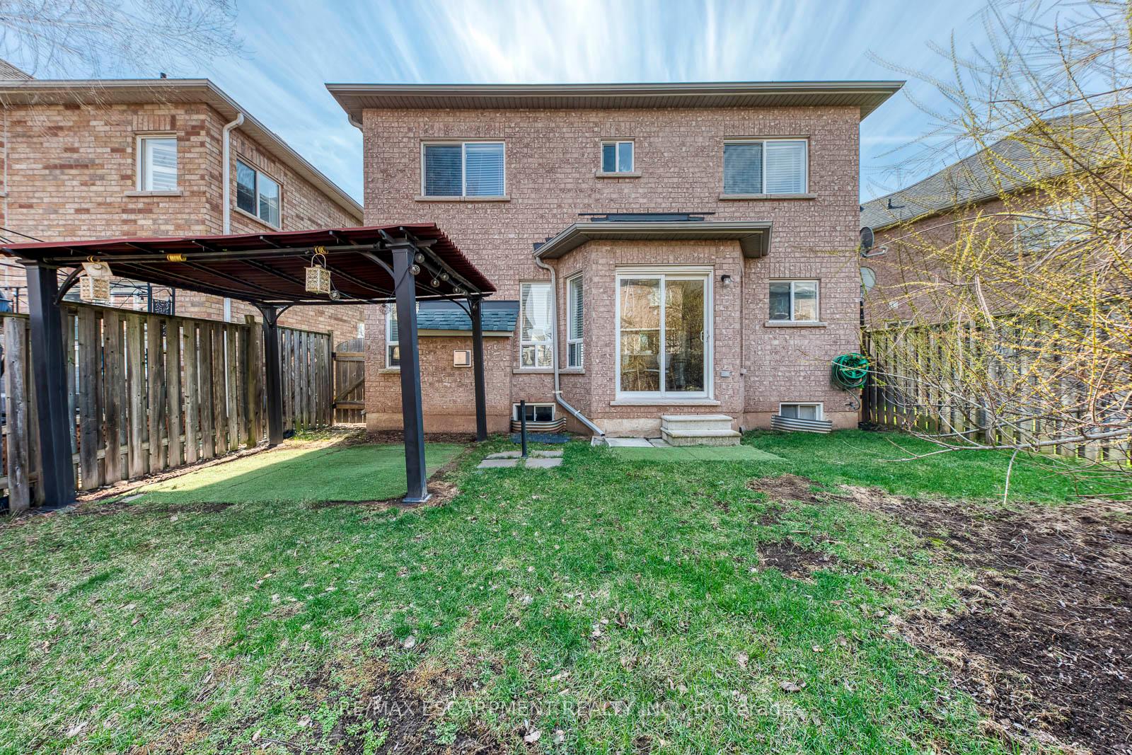 Photo 40 of 5811 Page Crescent, Burlington, Orchard — HOMEH