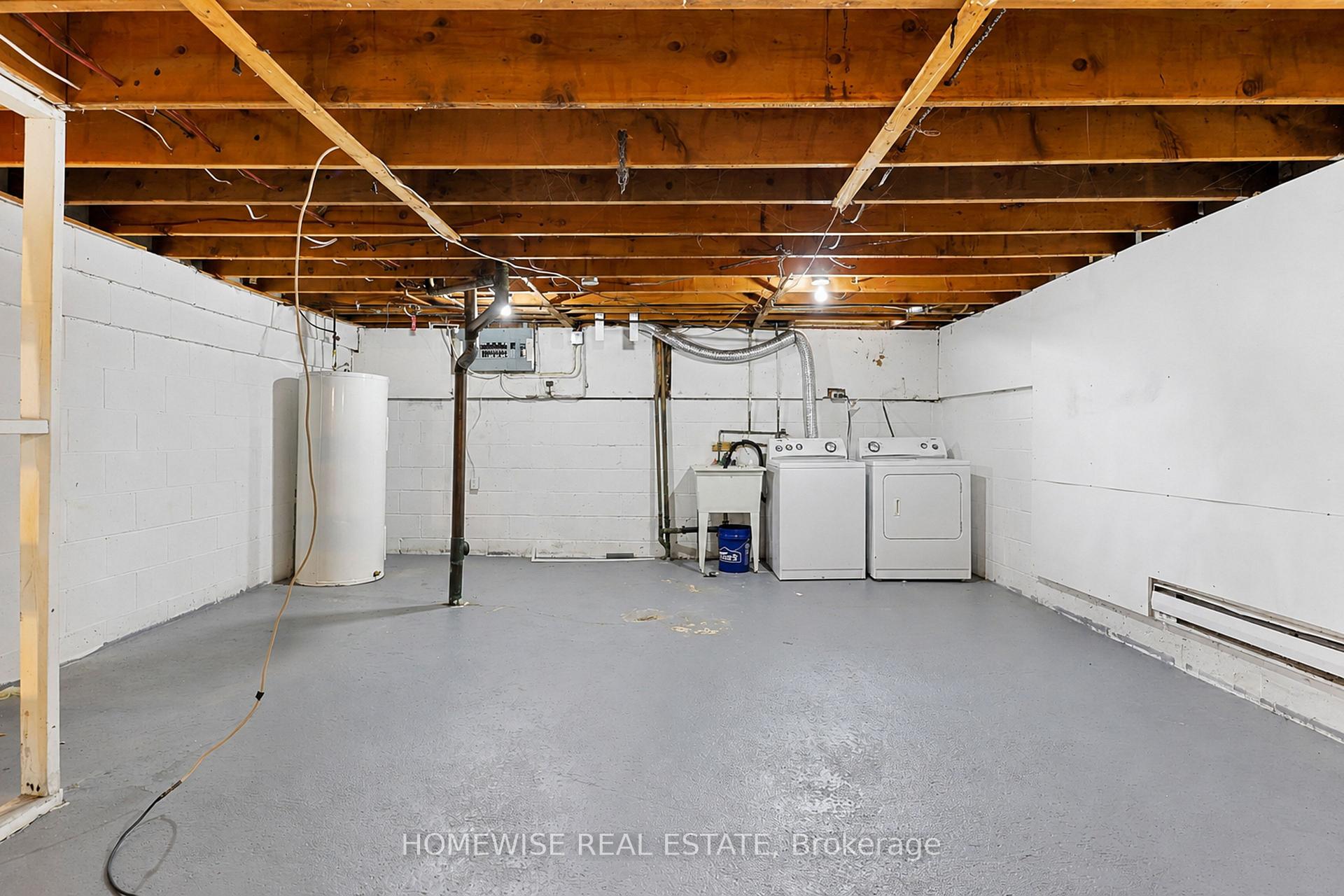 Photo 78 of Unit 33, 1350 Winding Trail, Mississauga, Applewood — HOMEH