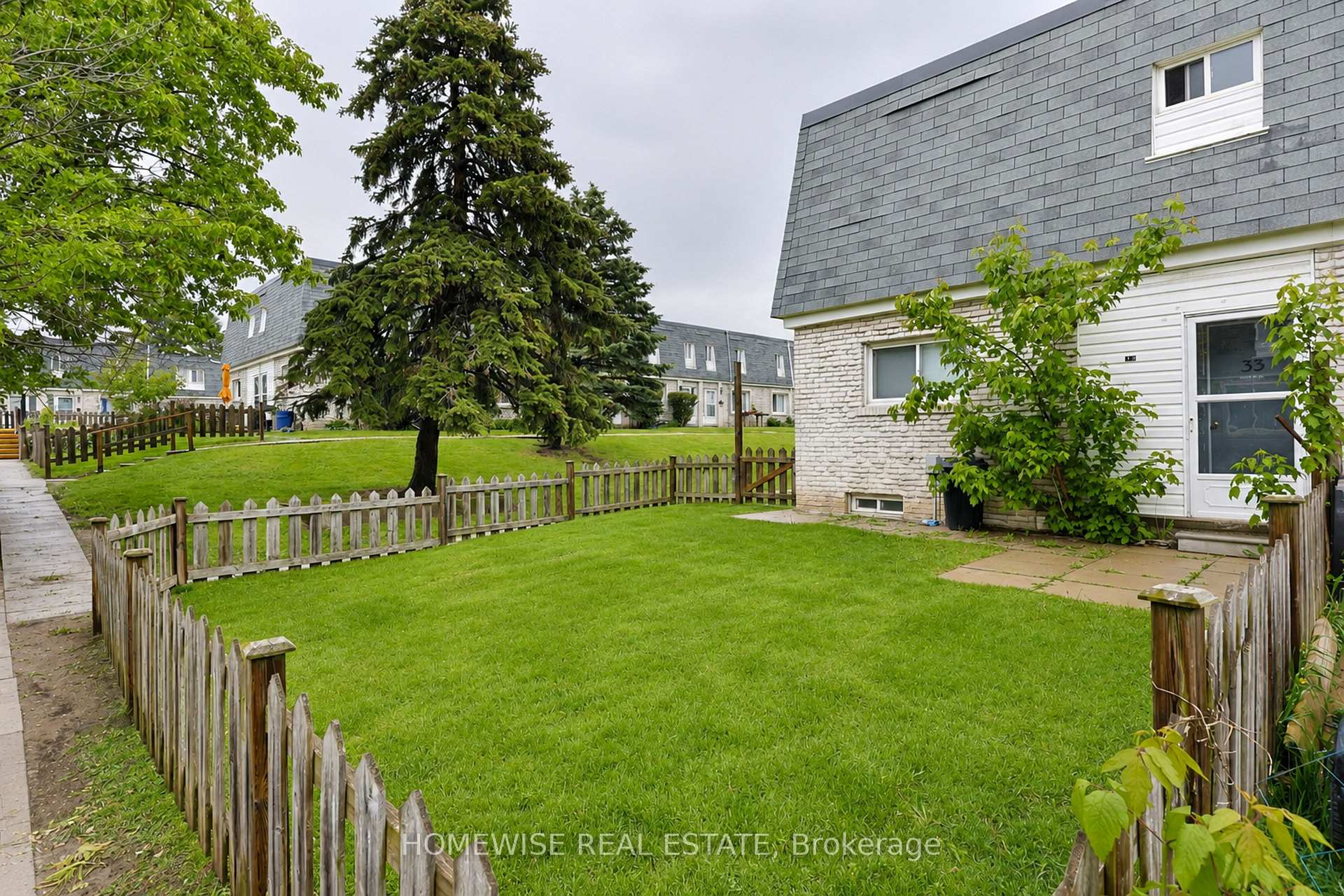 Photo 83 of Unit 33, 1350 Winding Trail, Mississauga, Applewood — HOMEH