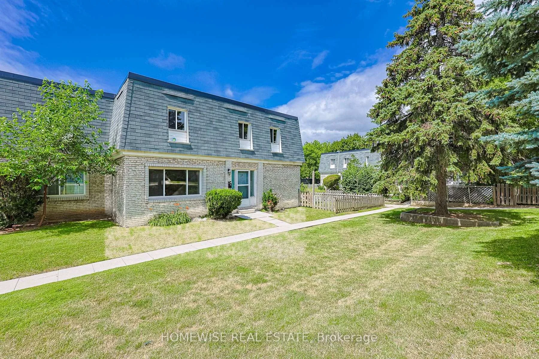 Photo 1 of Unit 33, 1350 Winding Trail, Mississauga, Applewood — HOMEH