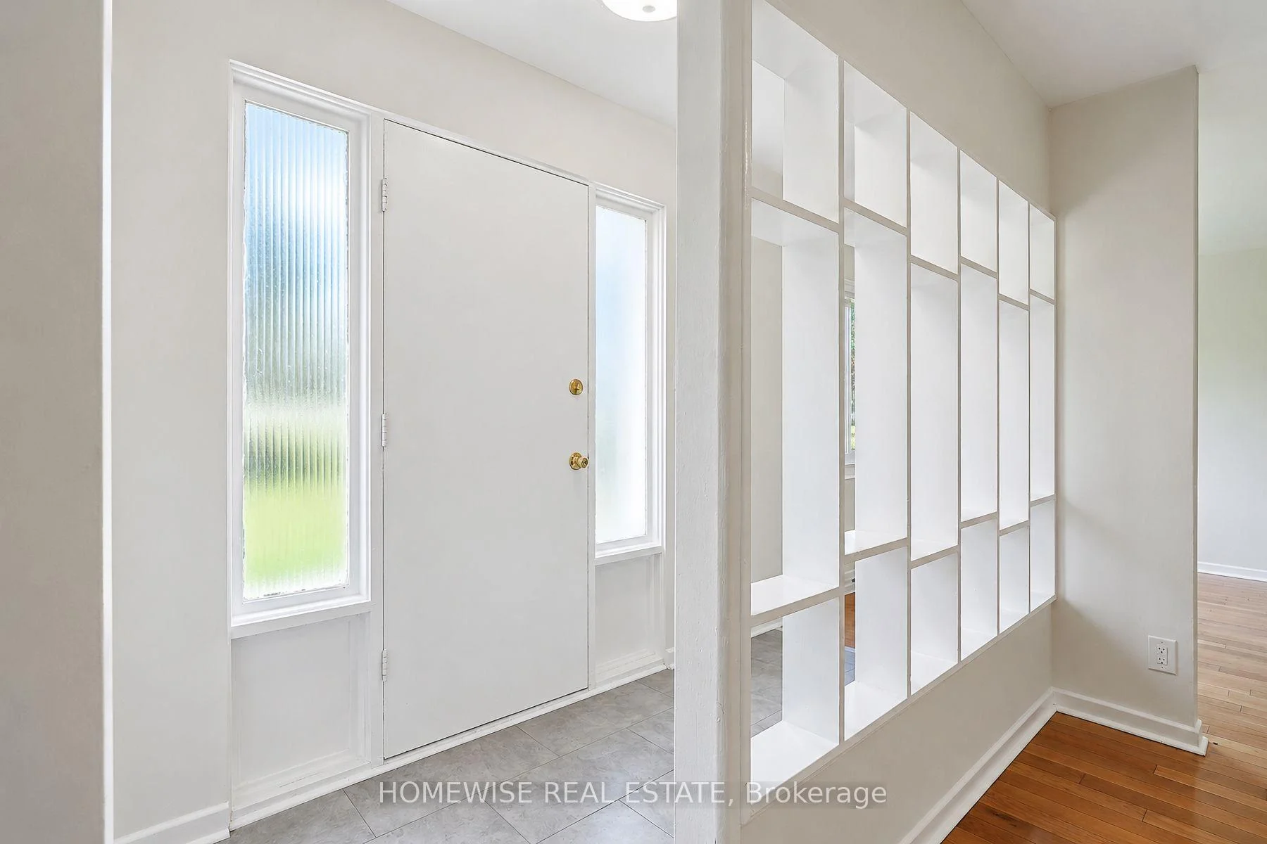 Photo 4 of Unit 33, 1350 Winding Trail, Mississauga, Applewood — HOMEH