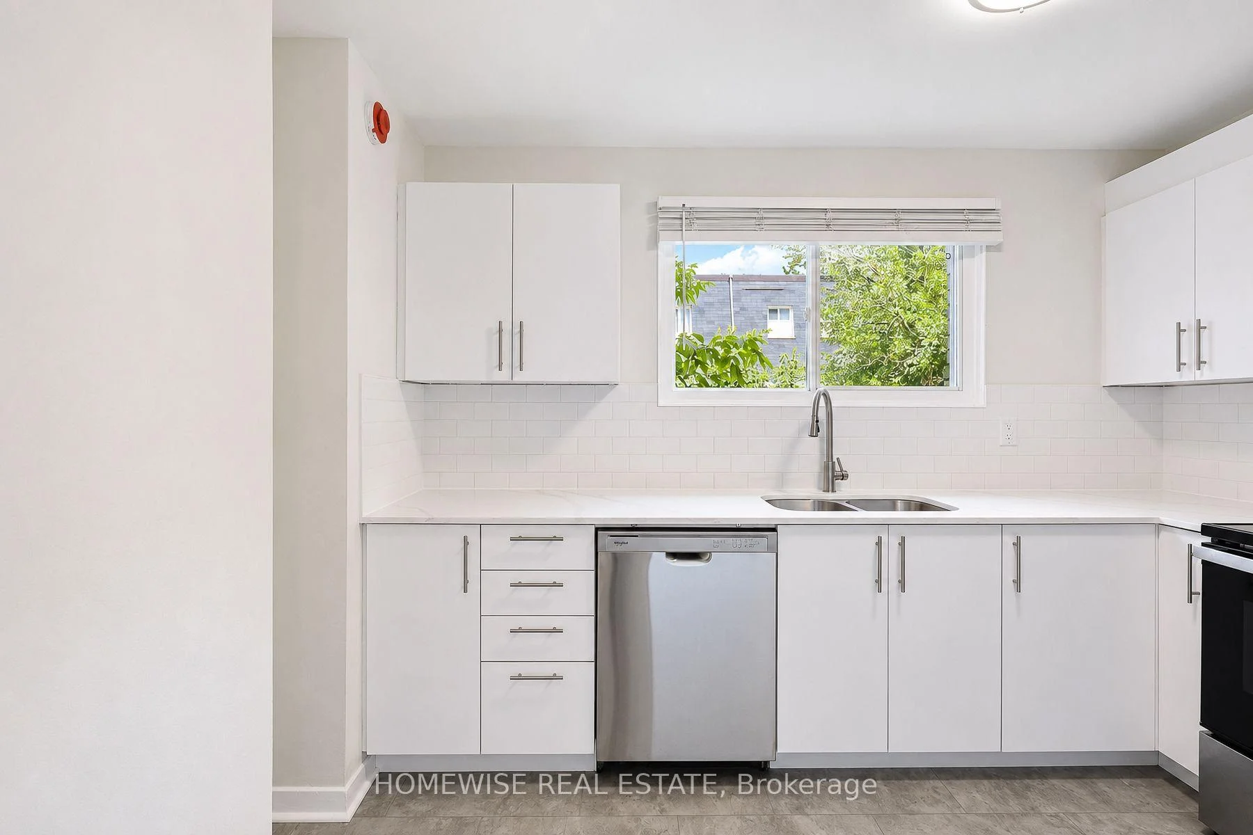 Photo 11 of Unit 33, 1350 Winding Trail, Mississauga, Applewood — HOMEH