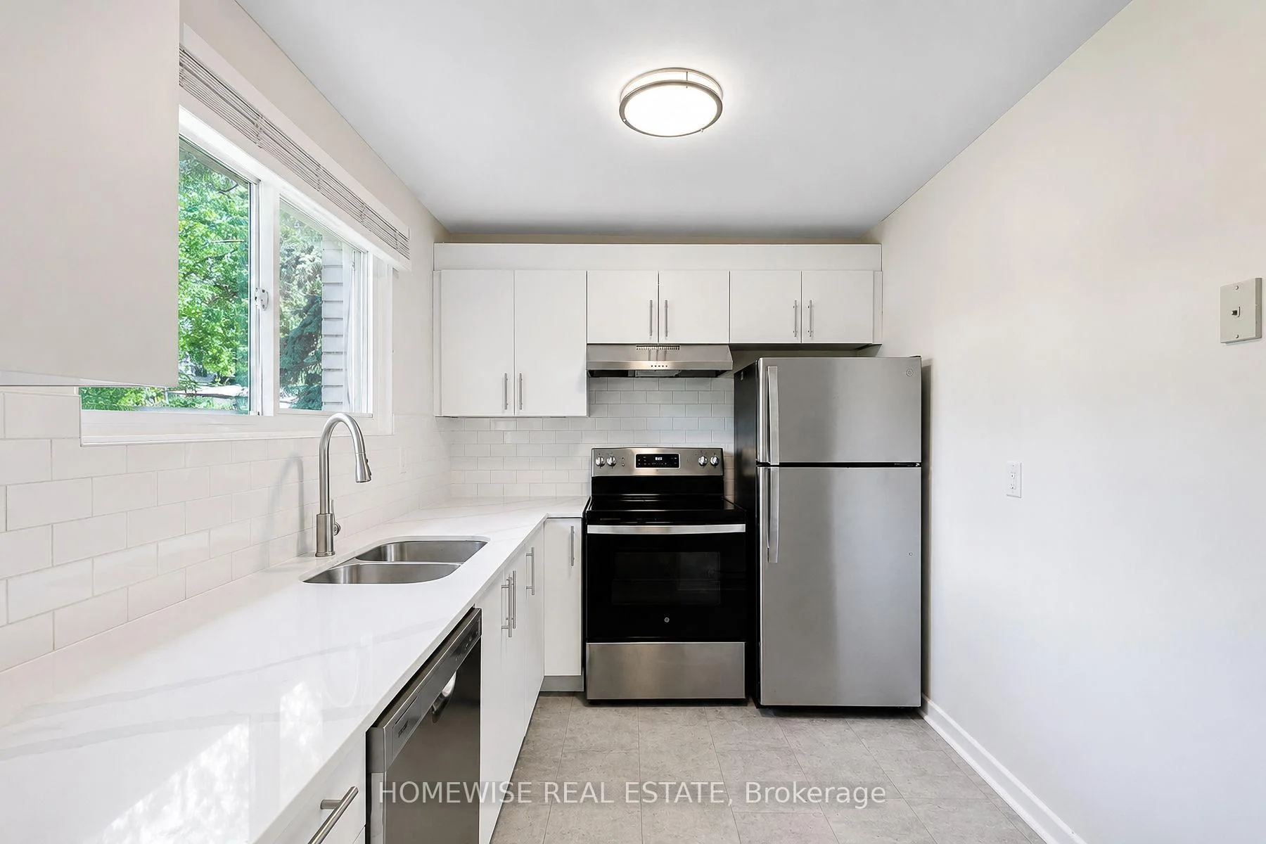 Photo 13 of Unit 33, 1350 Winding Trail, Mississauga, Applewood — HOMEH