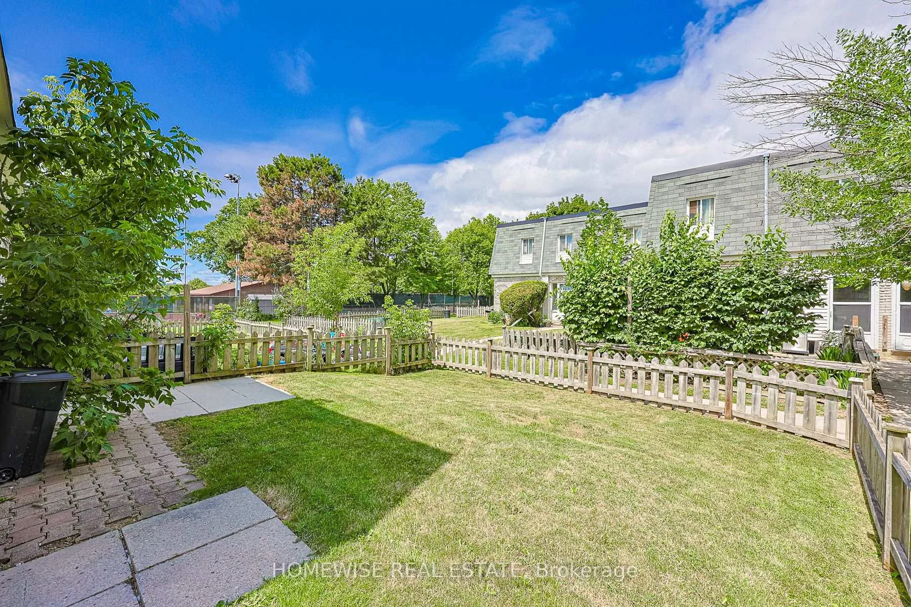 Photo 34 of Unit 33, 1350 Winding Trail, Mississauga, Applewood — HOMEH