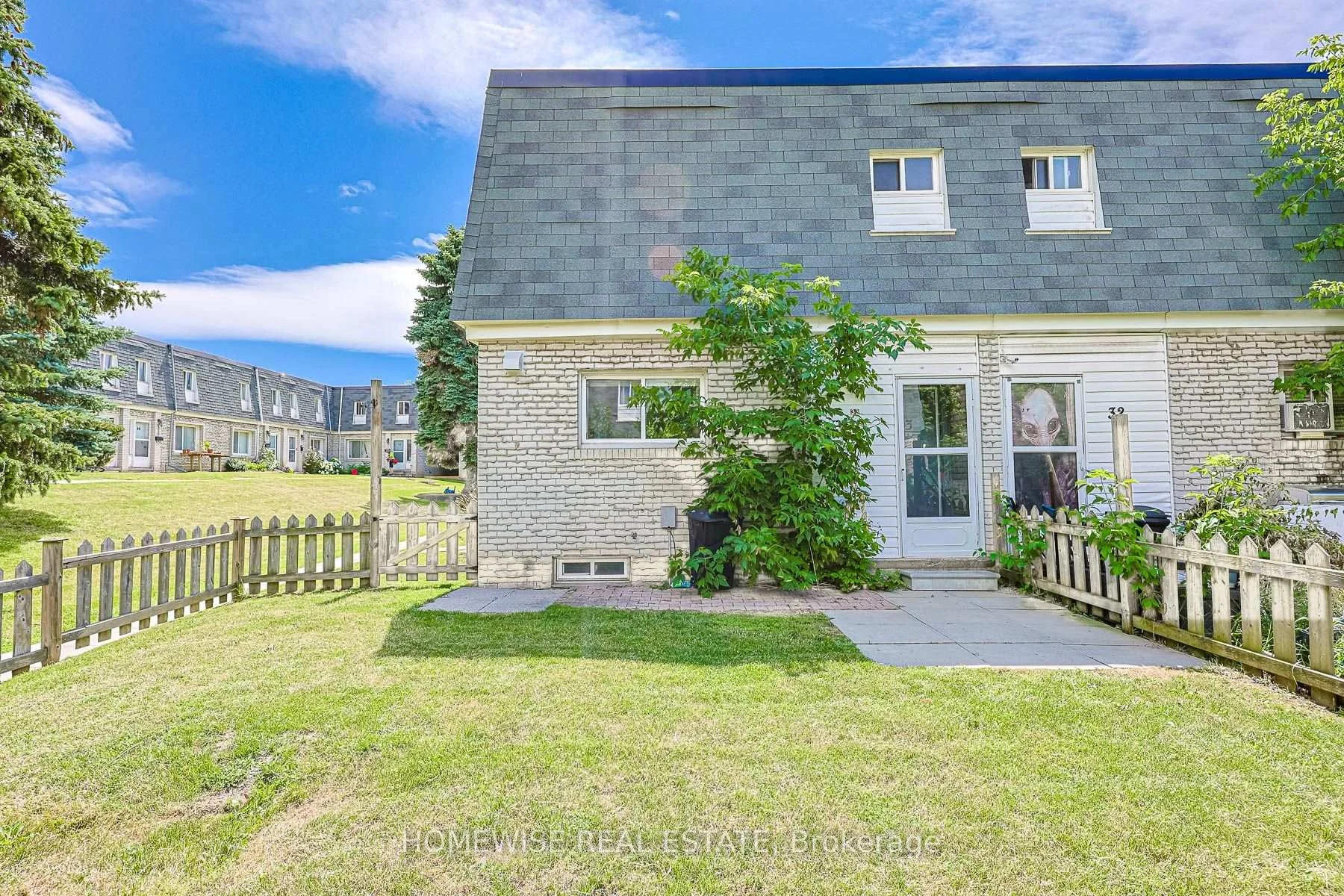 Photo 35 of Unit 33, 1350 Winding Trail, Mississauga, Applewood — HOMEH