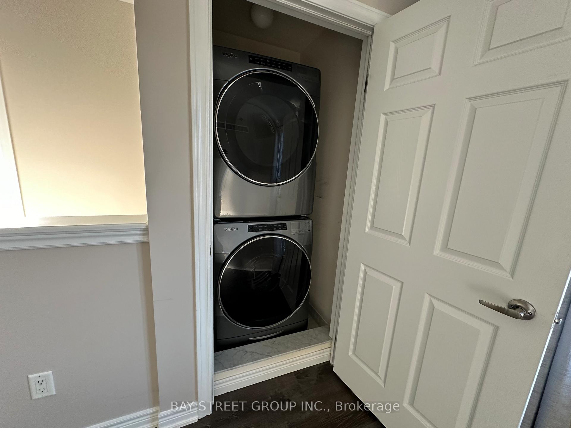 Photo 10 of Unit Coach, 21 Duncan Road, Markham, Cornell — HOMEH