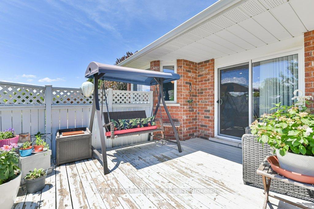 Photo 42 of 31 Hemlock Crescent, Belleville, Belleville Ward — HOMEH