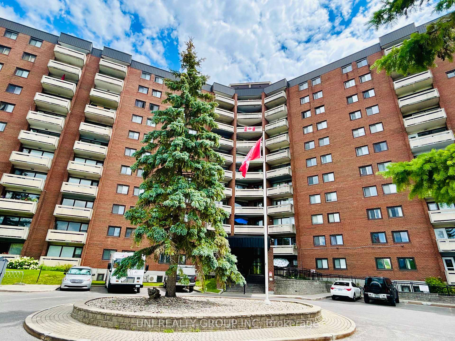 Photo of Unit 417, 3100 Carling Avenue