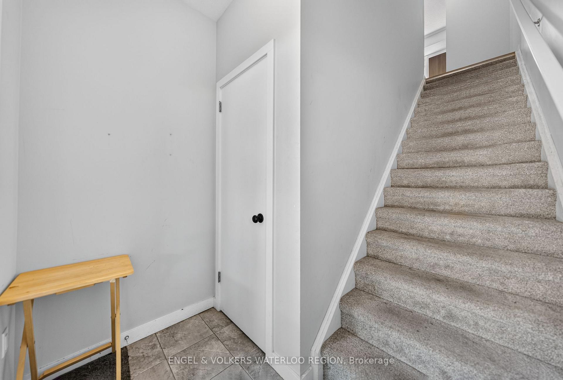 Photo 6 of 519 Duke Street W, Kitchener, Fairfield — HOMEH