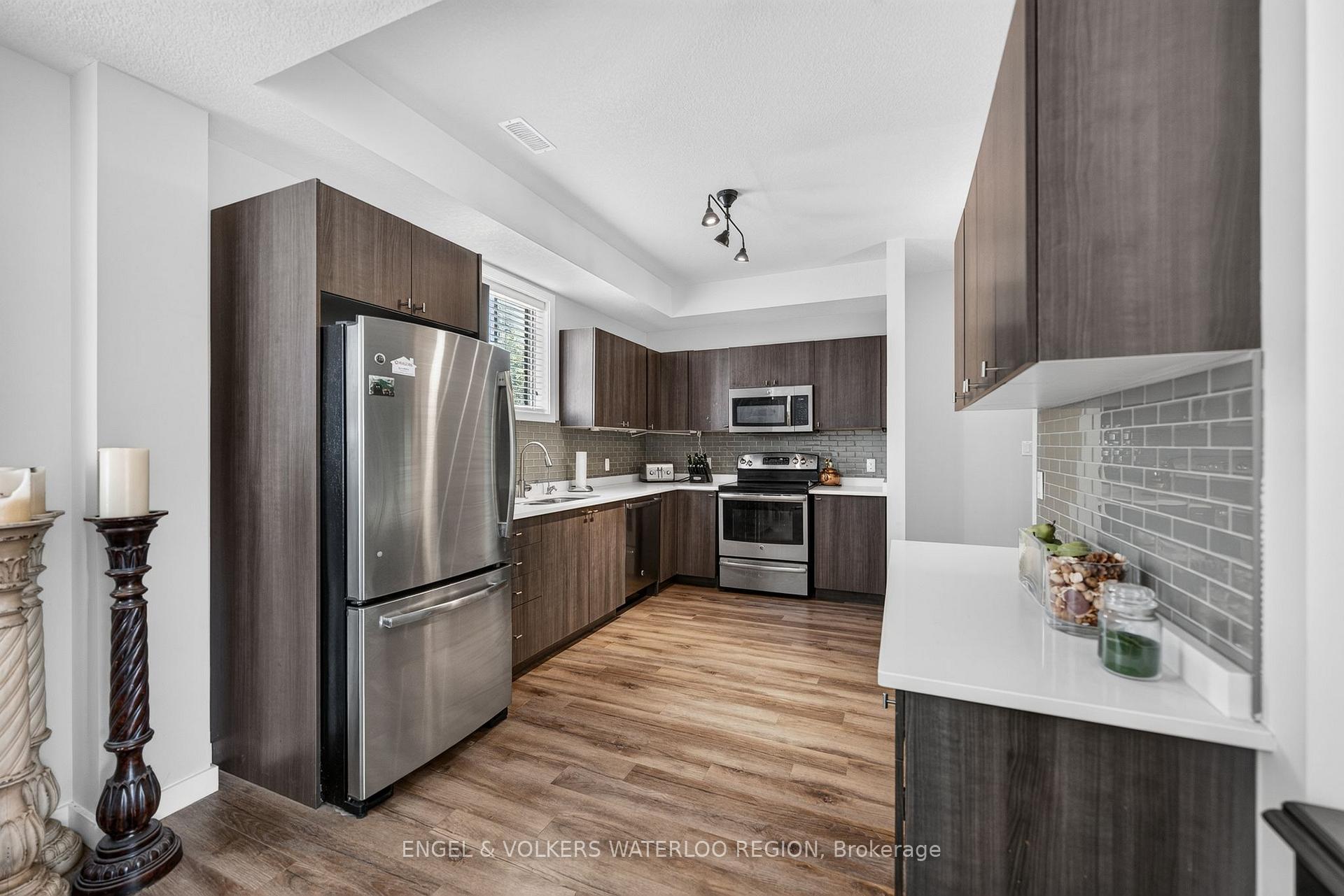 Photo 11 of 519 Duke Street W, Kitchener, Fairfield — HOMEH