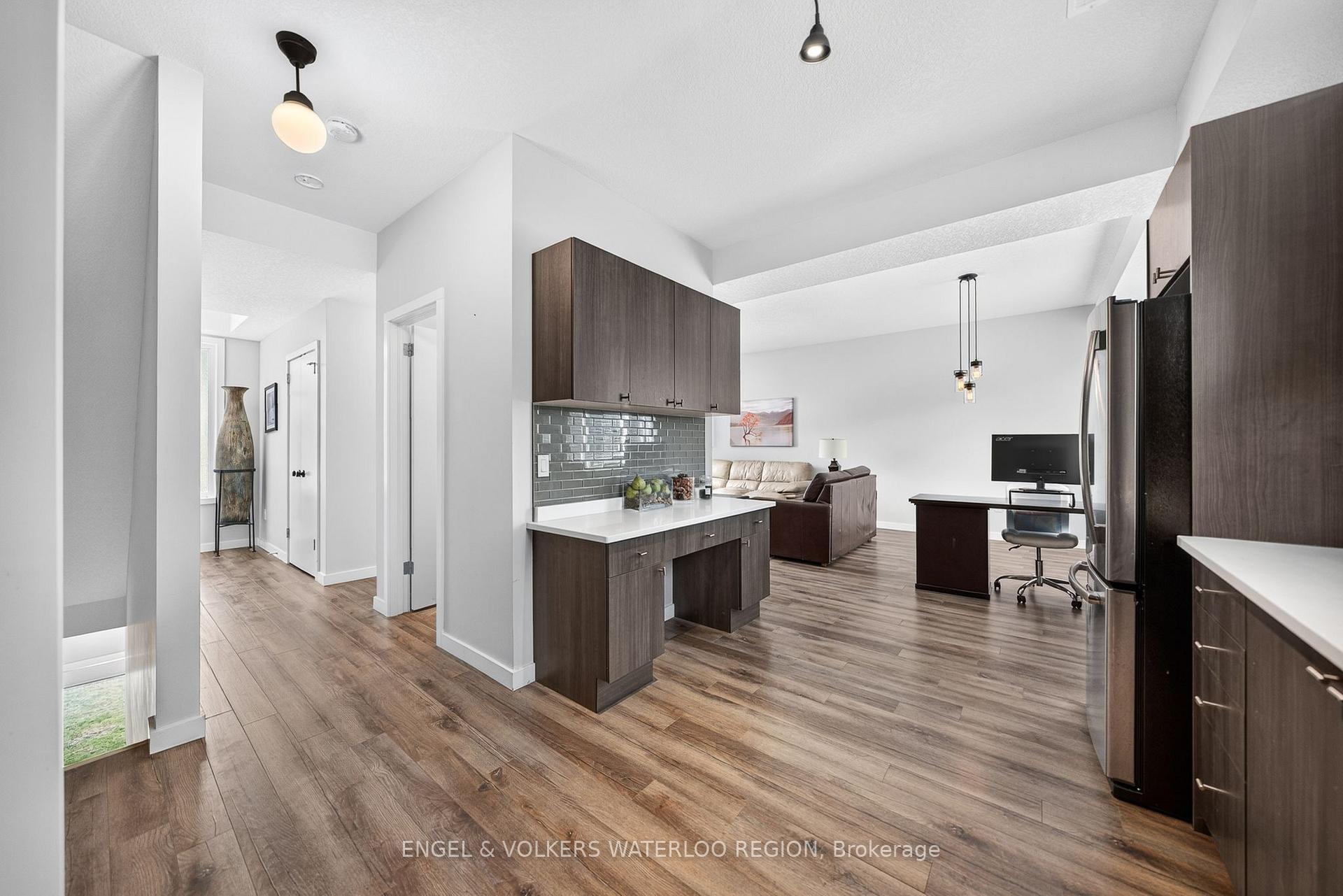 Photo 14 of 519 Duke Street W, Kitchener, Fairfield — HOMEH