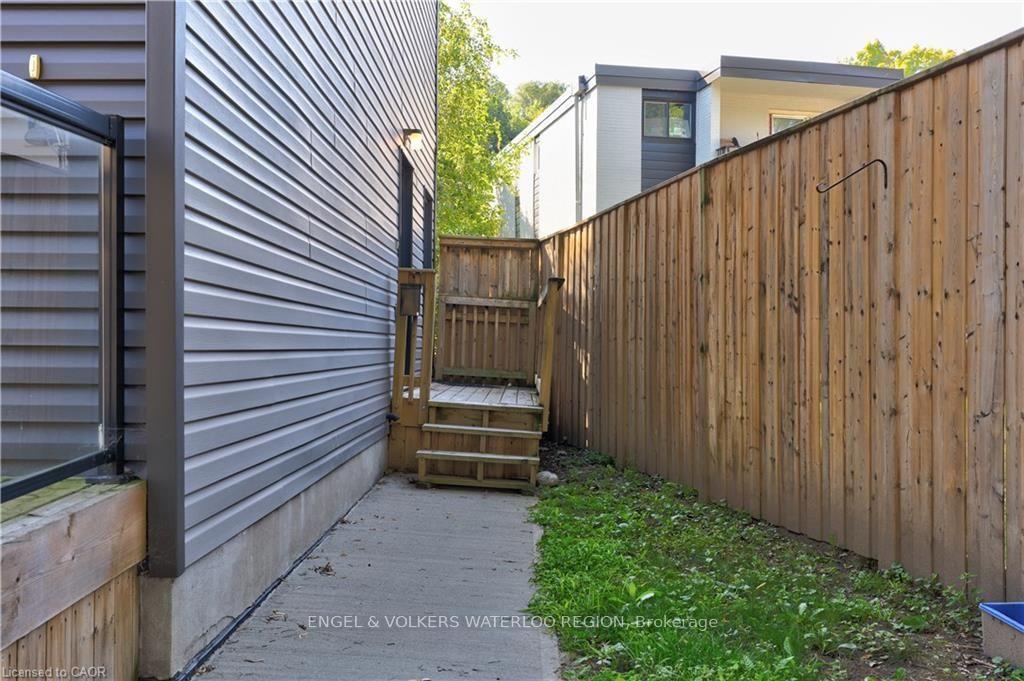 Photo 31 of 519 Duke Street W, Kitchener, Fairfield — HOMEH