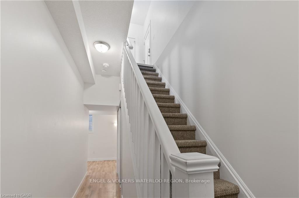 Photo 34 of 519 Duke Street W, Kitchener, Fairfield — HOMEH
