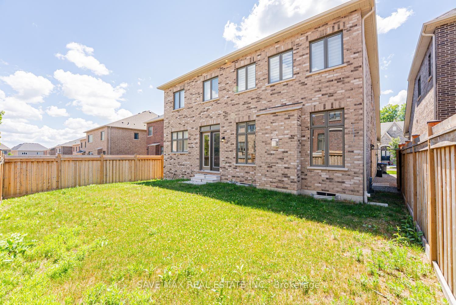 Photo 46 of 19 Daisy Meadow Crescent, Caledon, Caledon East — HOMEH